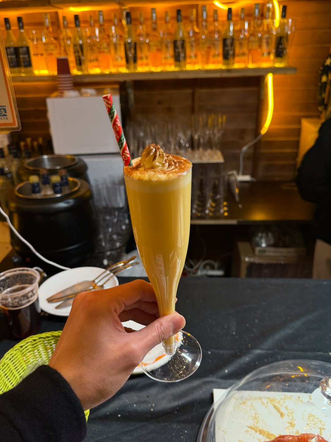 โทมัส - ธีร์ทัศน์ จึงมณีรัตน์