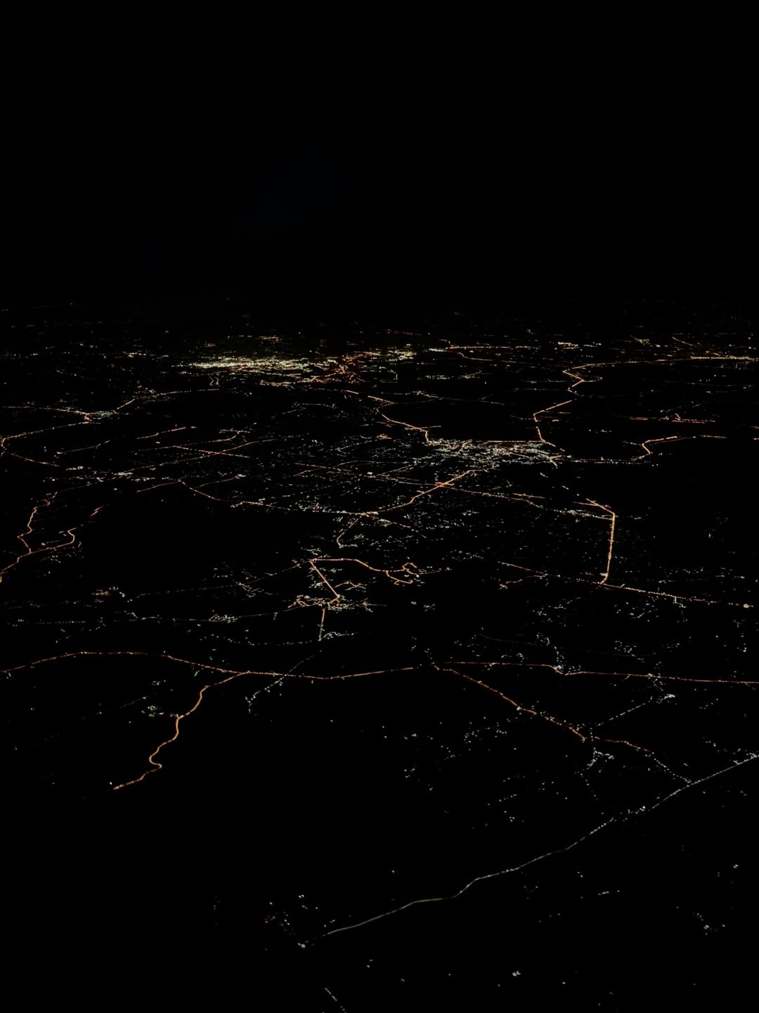 โทมัส - ธีร์ทัศน์ จึงมณีรัตน์