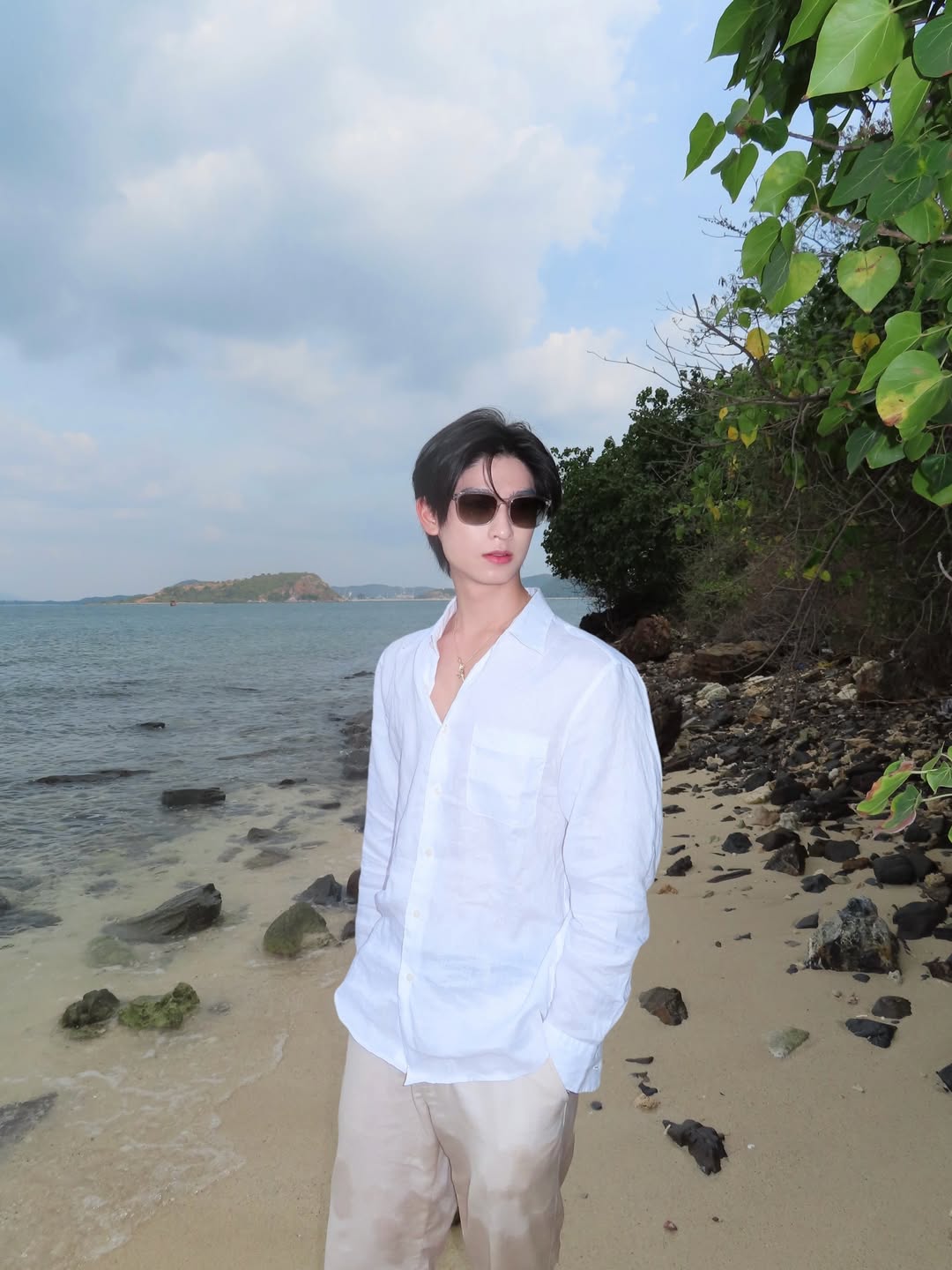 โทมัส - ธีร์ทัศน์ จึงมณีรัตน์