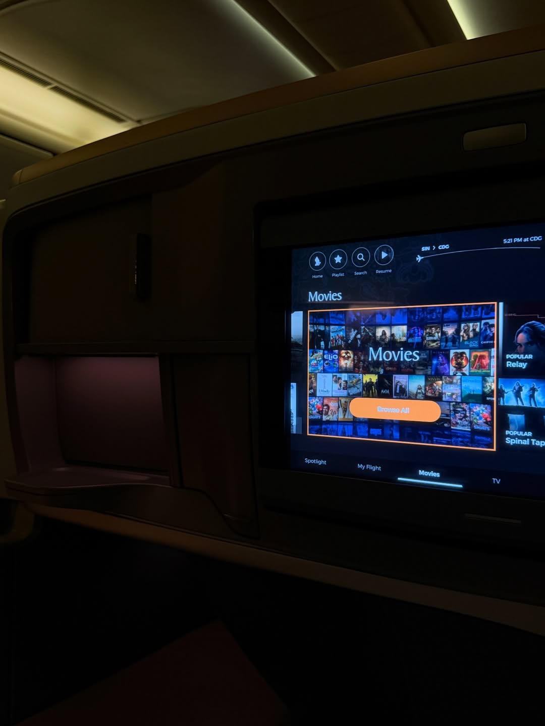 โทมัส - ธีร์ทัศน์ จึงมณีรัตน์