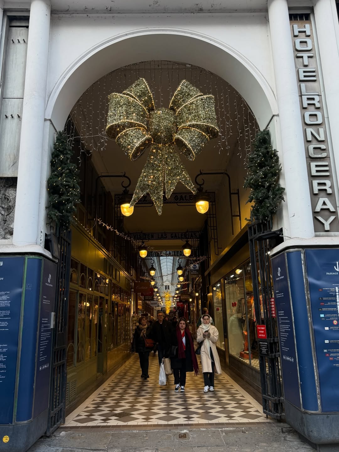 โทมัส - ธีร์ทัศน์ จึงมณีรัตน์