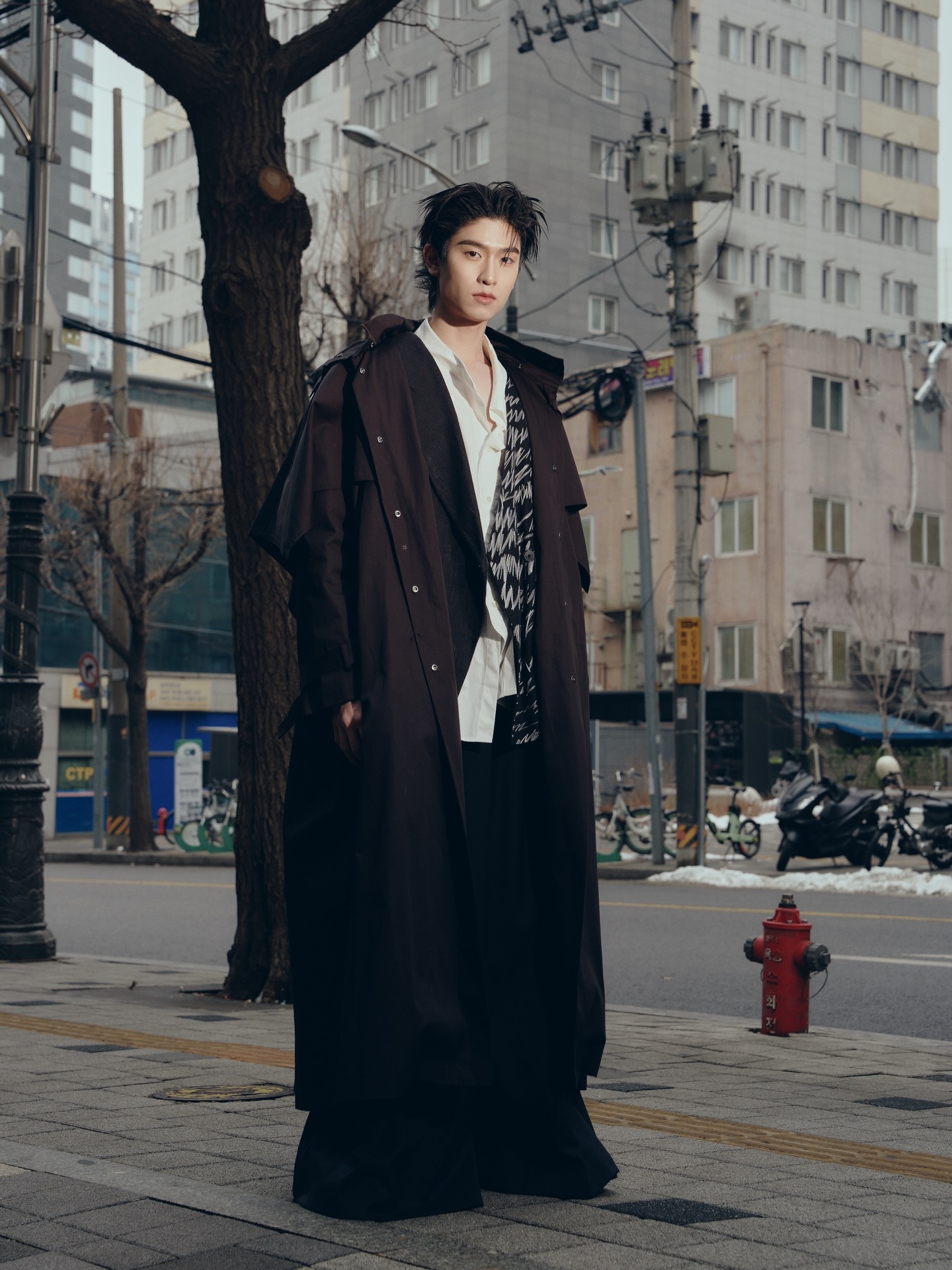 โทมัส - ธีร์ทัศน์ จึงมณีรัตน์