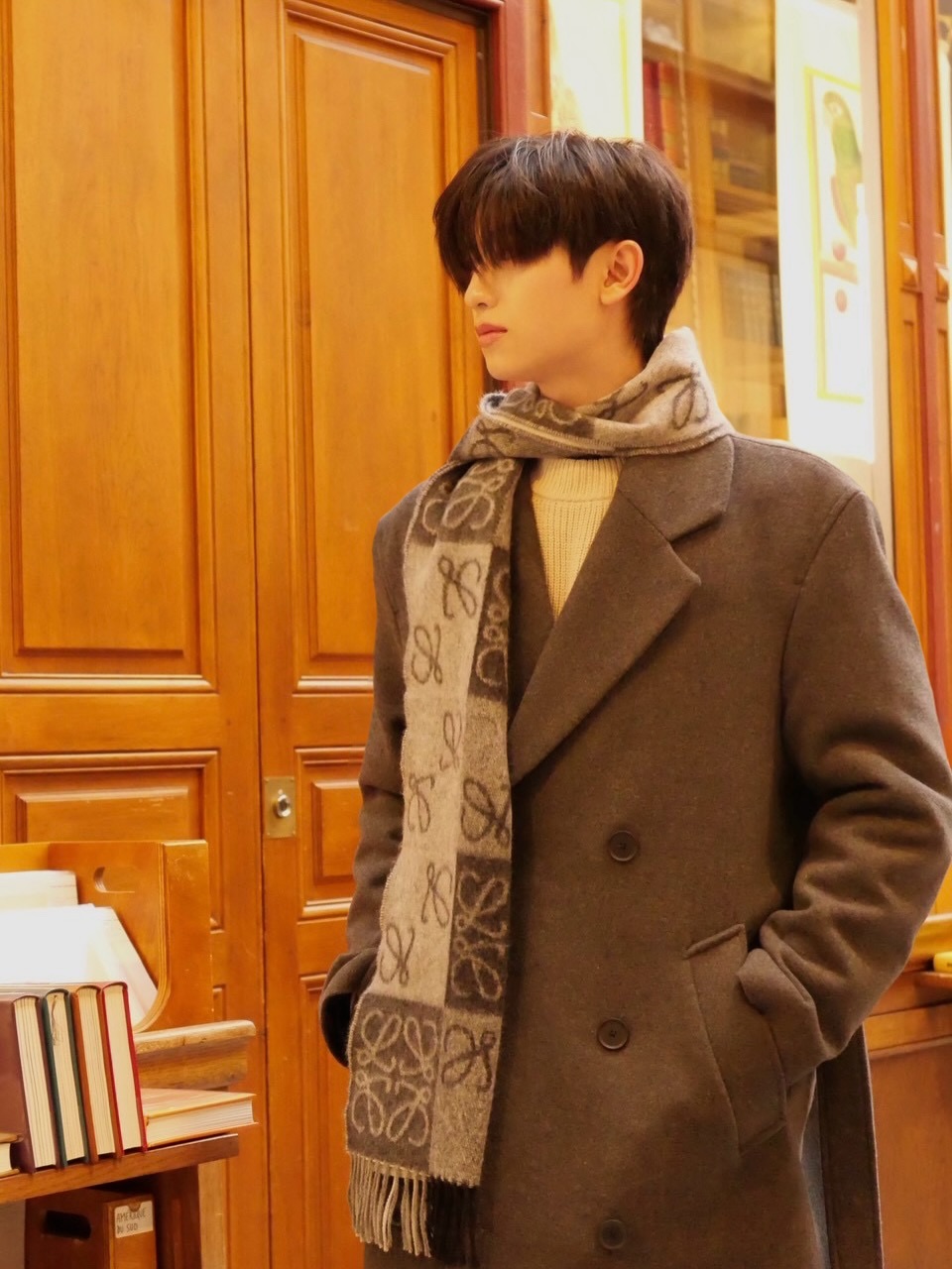 โทมัส - ธีร์ทัศน์ จึงมณีรัตน์