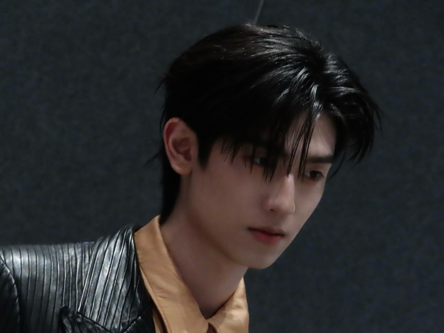 โทมัส - ธีร์ทัศน์ จึงมณีรัตน์