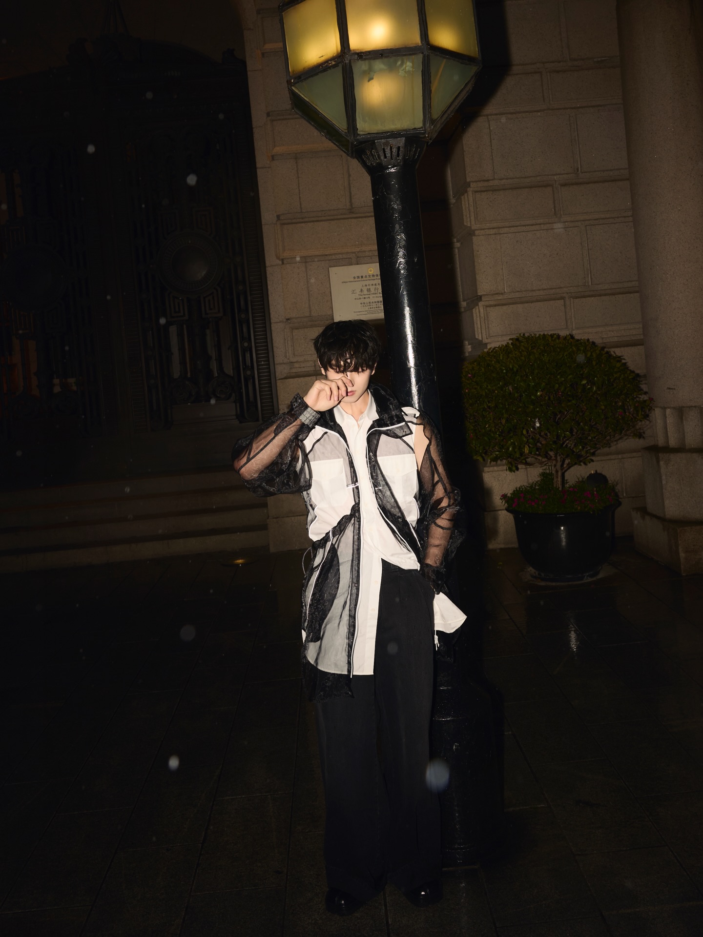 โทมัส - ธีร์ทัศน์ จึงมณีรัตน์