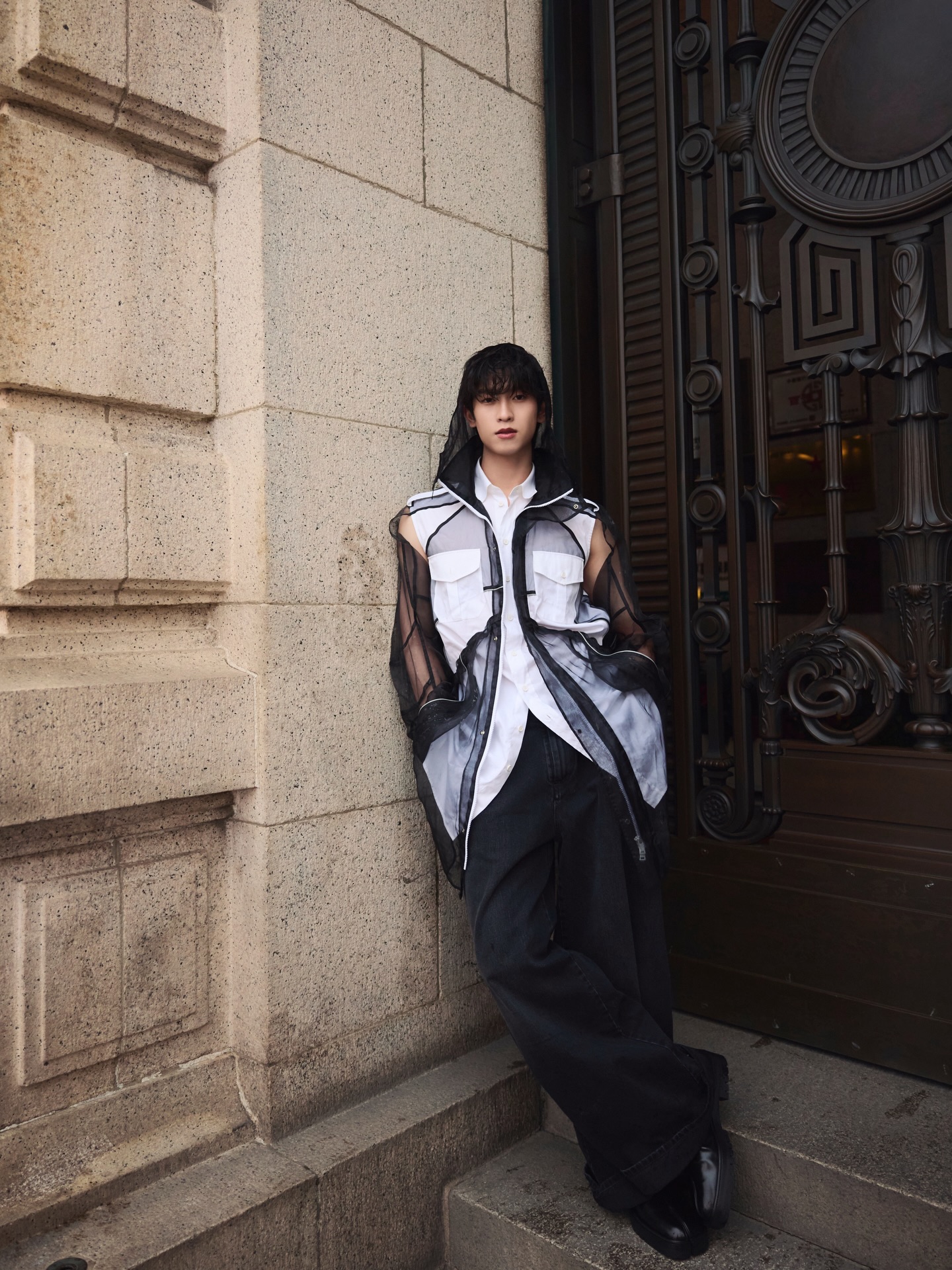 โทมัส - ธีร์ทัศน์ จึงมณีรัตน์