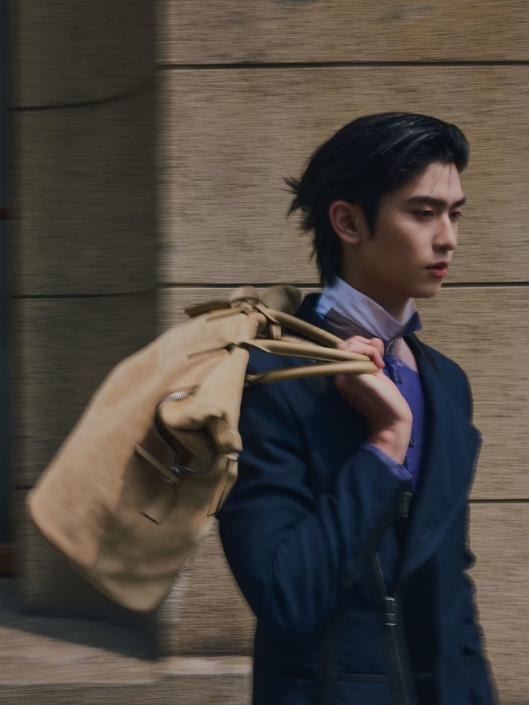 โทมัส - ธีร์ทัศน์ จึงมณีรัตน์