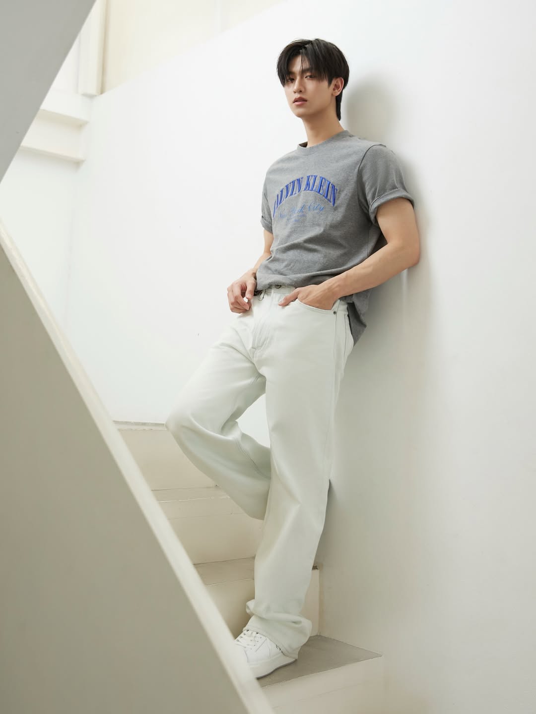 โทมัส - ธีร์ทัศน์ จึงมณีรัตน์