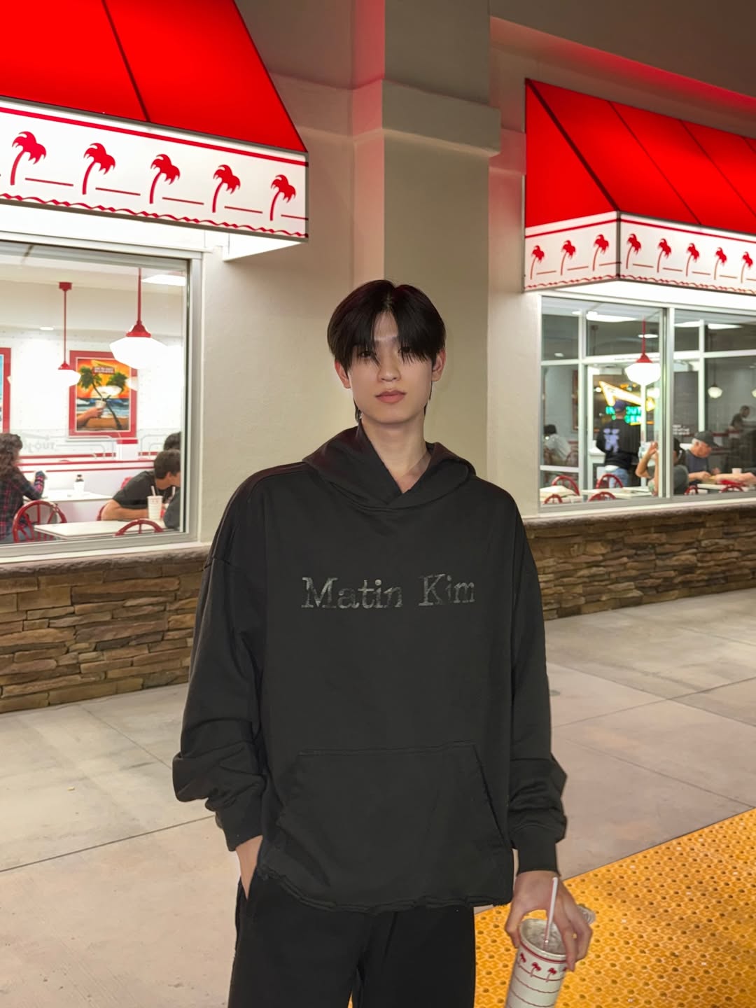 โทมัส - ธีร์ทัศน์ จึงมณีรัตน์