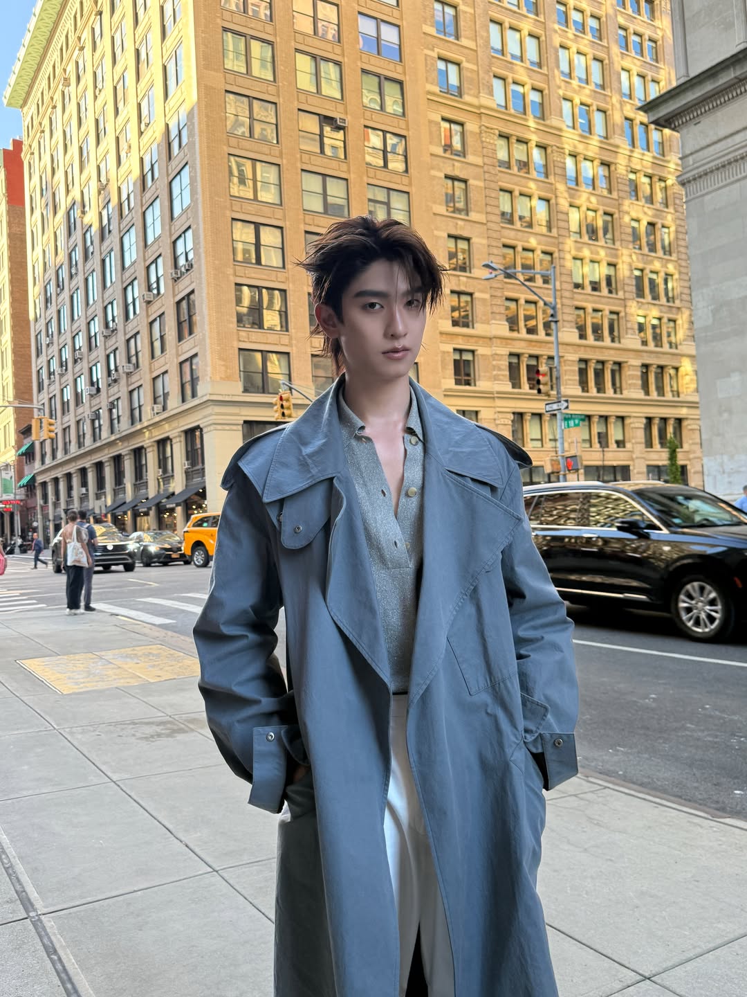 โทมัส - ธีร์ทัศน์ จึงมณีรัตน์