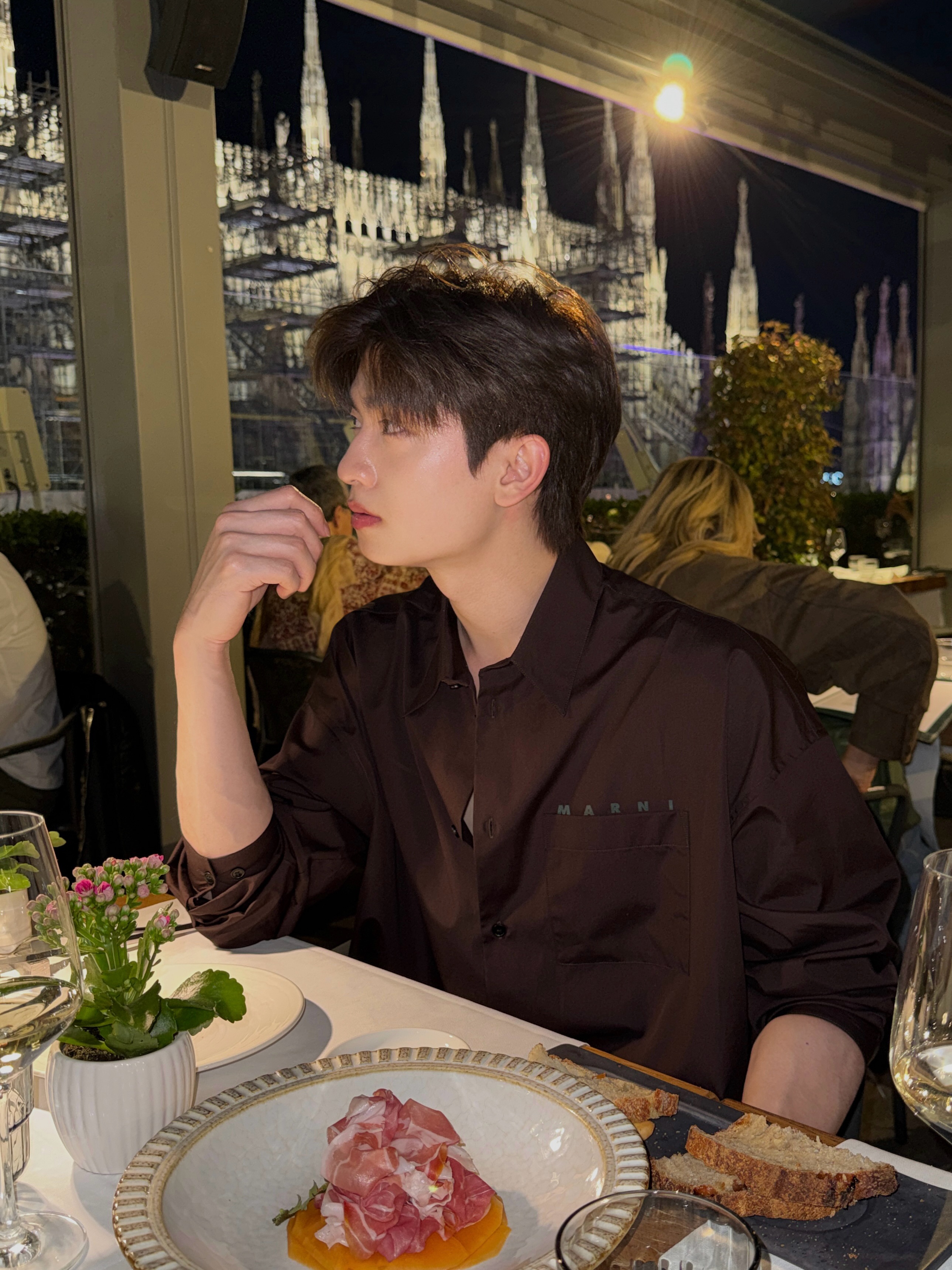 โทมัส - ธีร์ทัศน์ จึงมณีรัตน์