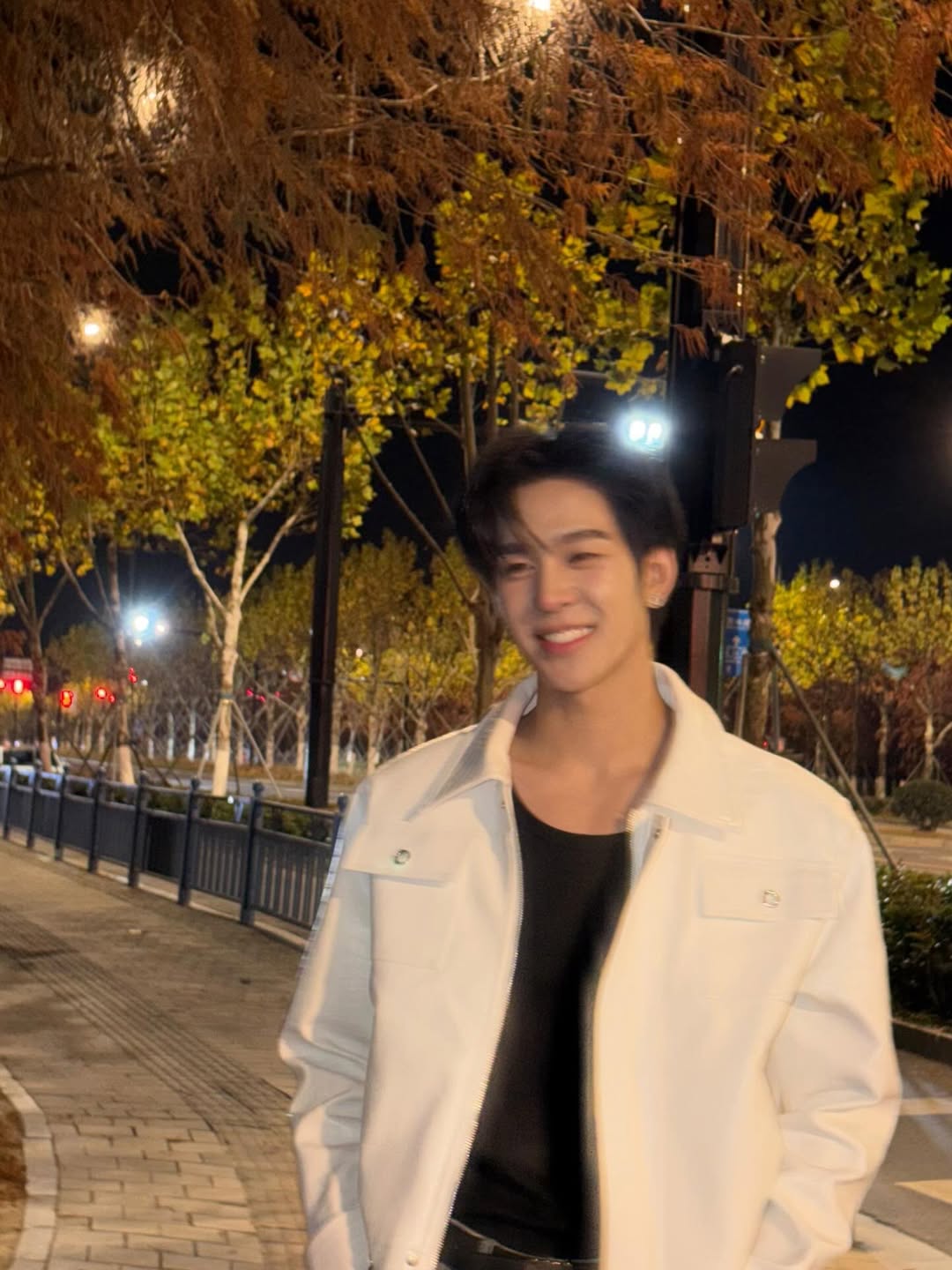 อู๋อู๋ - ธนภูมิ เศรษฐสิทธิกุล