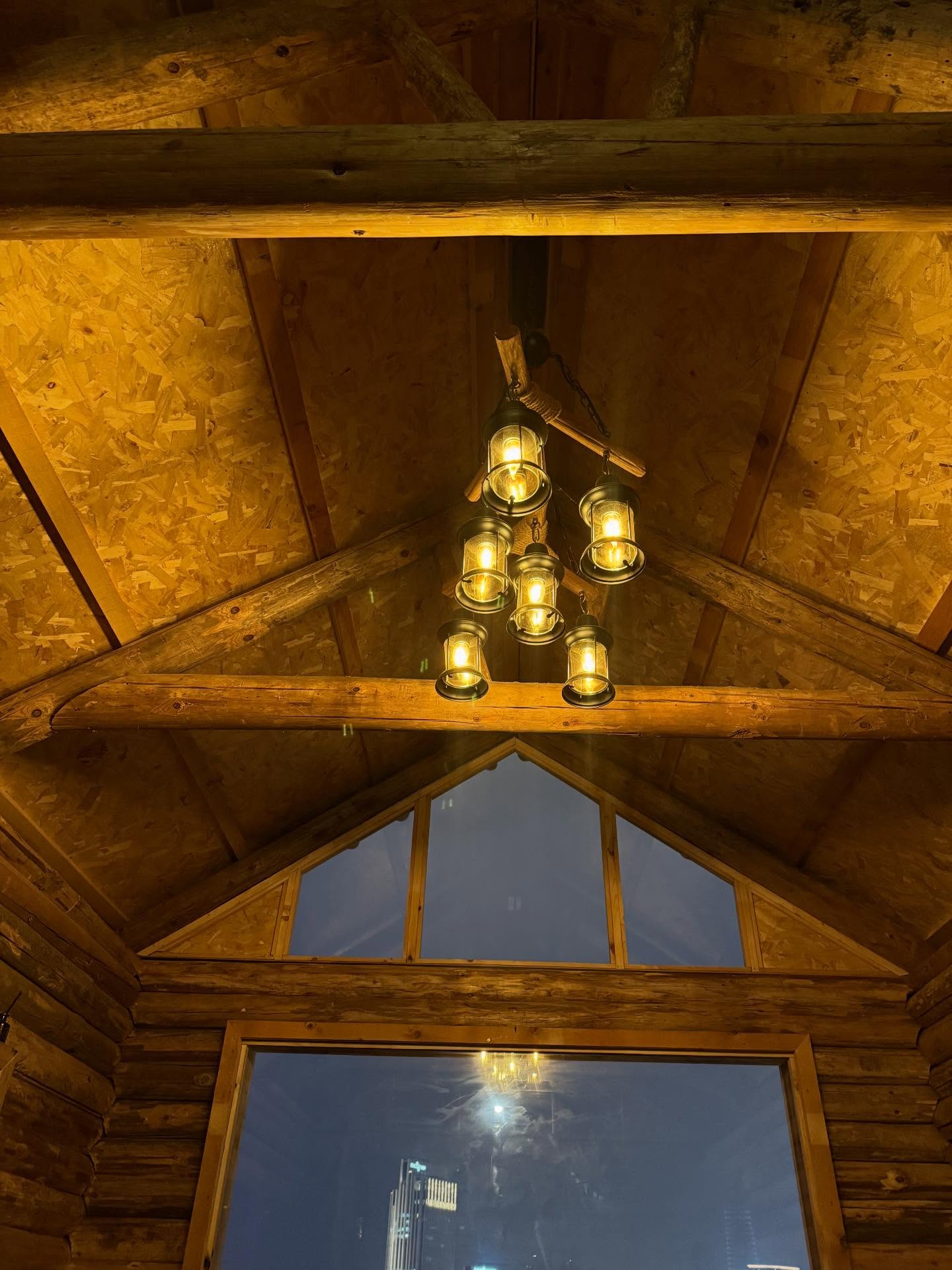 อู๋อู๋ - ธนภูมิ เศรษฐสิทธิกุล