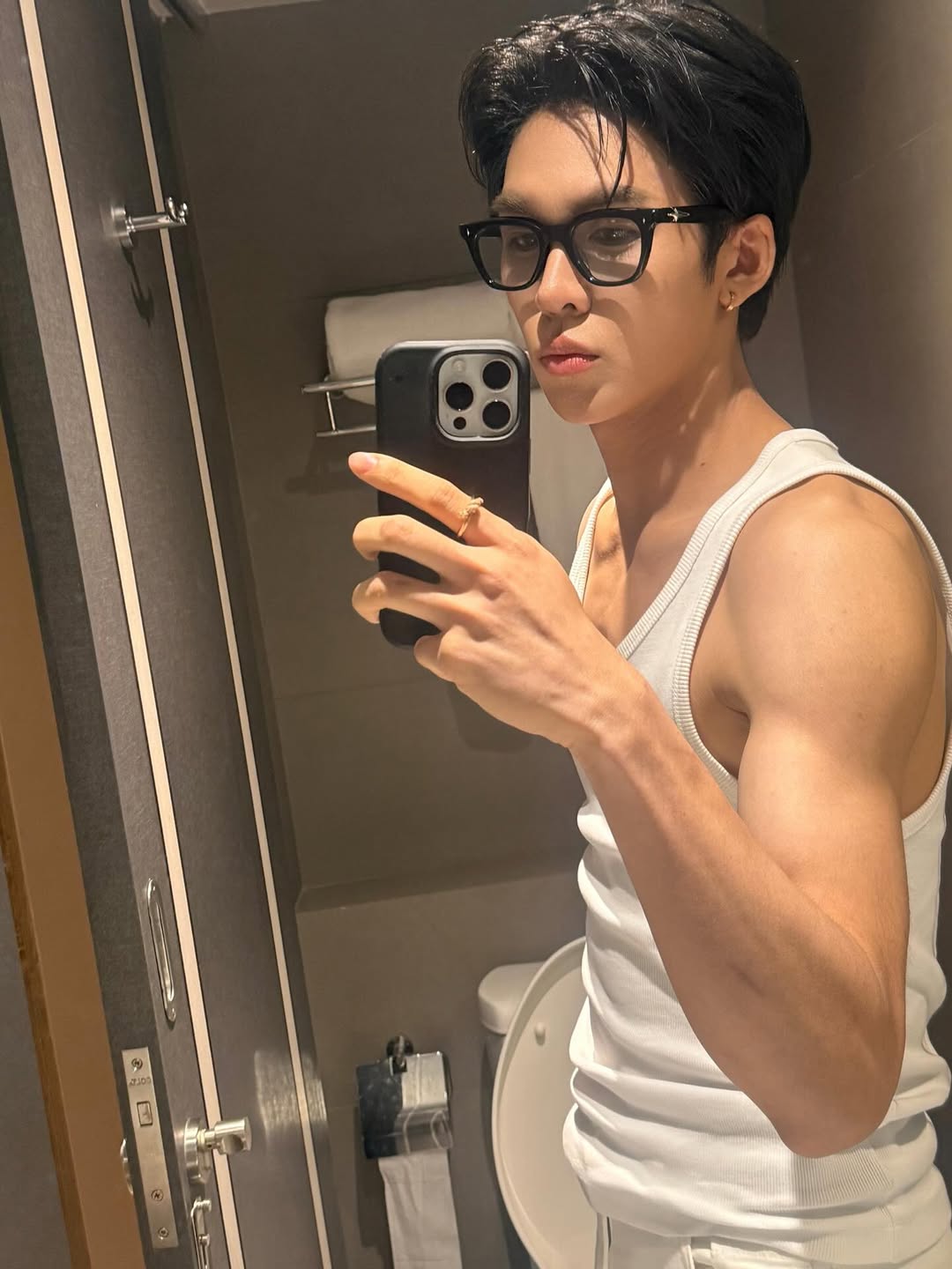 อู๋อู๋ - ธนภูมิ เศรษฐสิทธิกุล