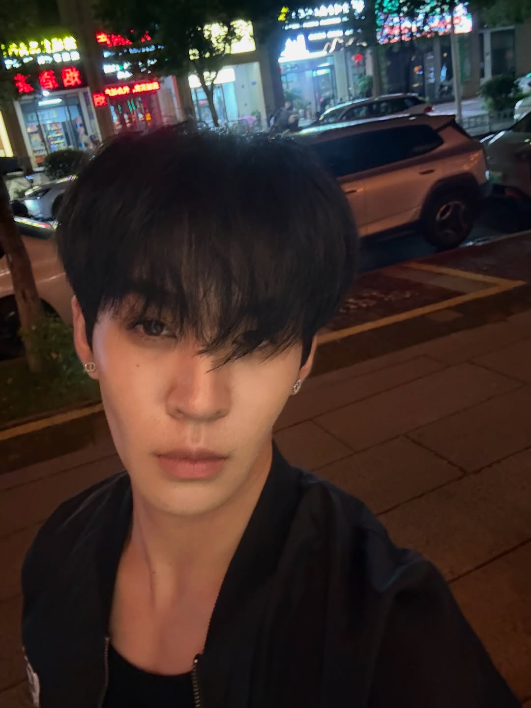 อู๋อู๋ - ธนภูมิ เศรษฐสิทธิกุล