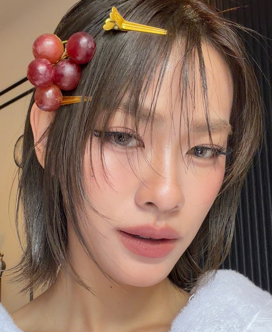 เอมี่ - ทสร กลิ่นเนียม
