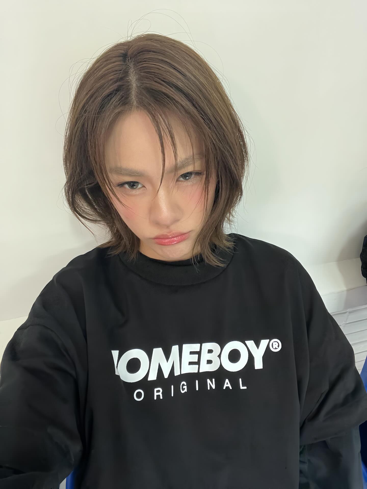 เอมี่ - ทสร กลิ่นเนียม