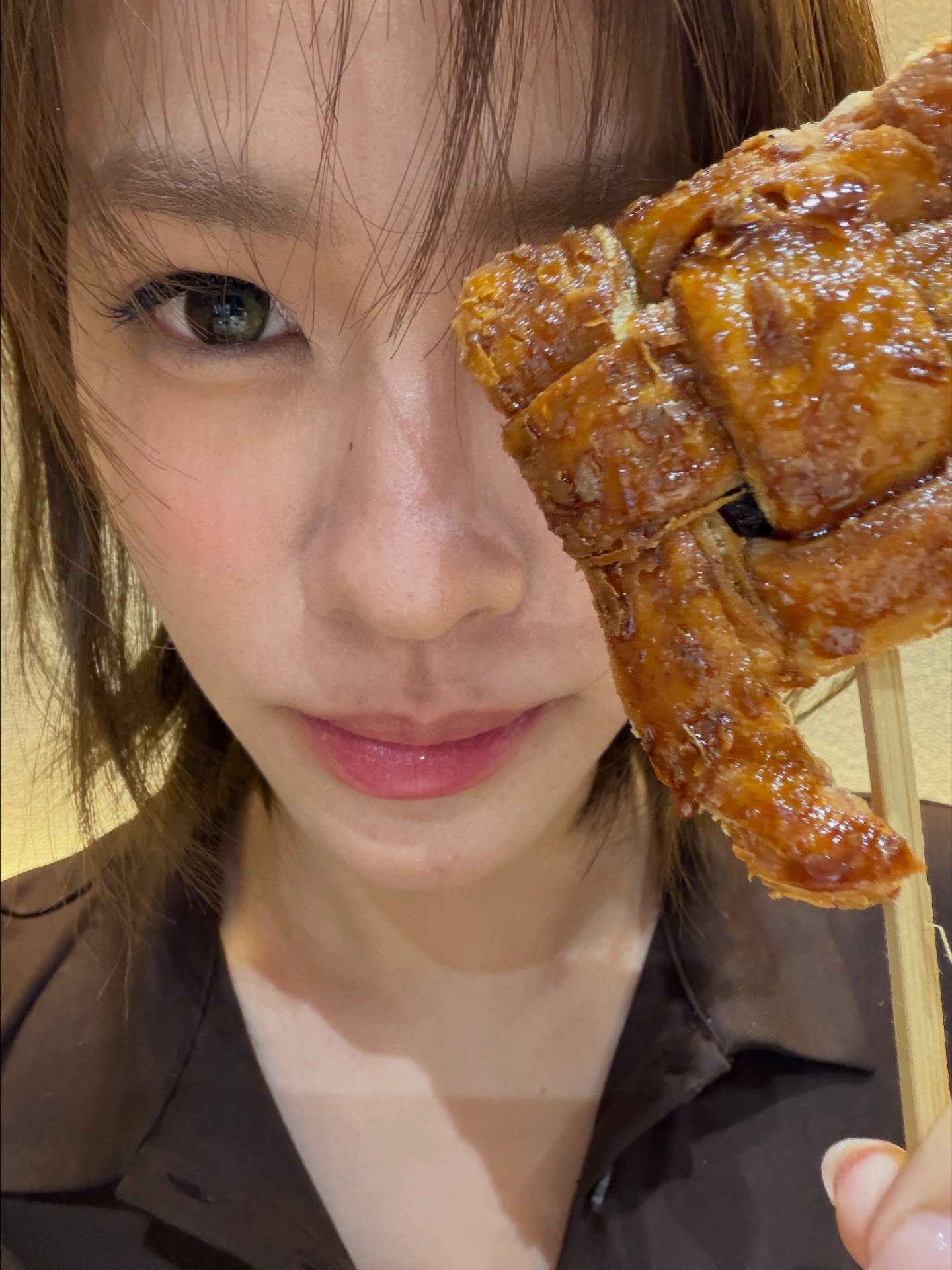 เอมี่ - ทสร กลิ่นเนียม