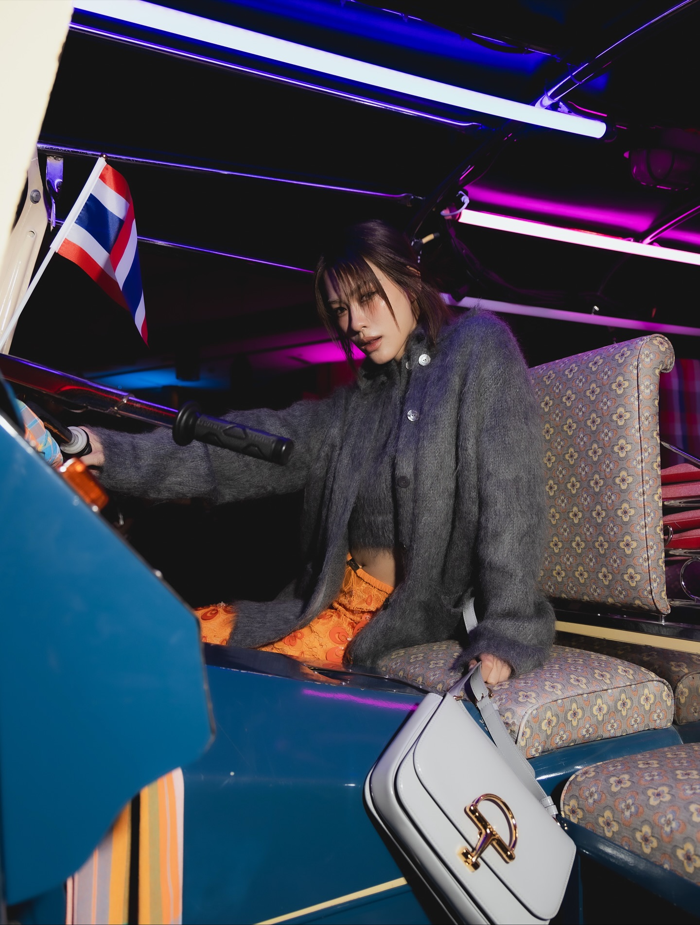 เอมี่ - ทสร กลิ่นเนียม