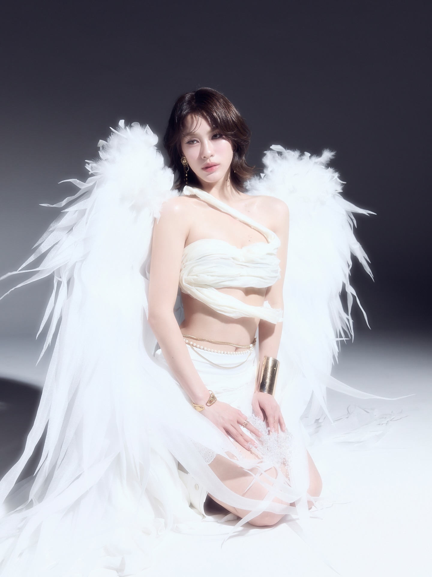 เอมี่ - ทสร กลิ่นเนียม