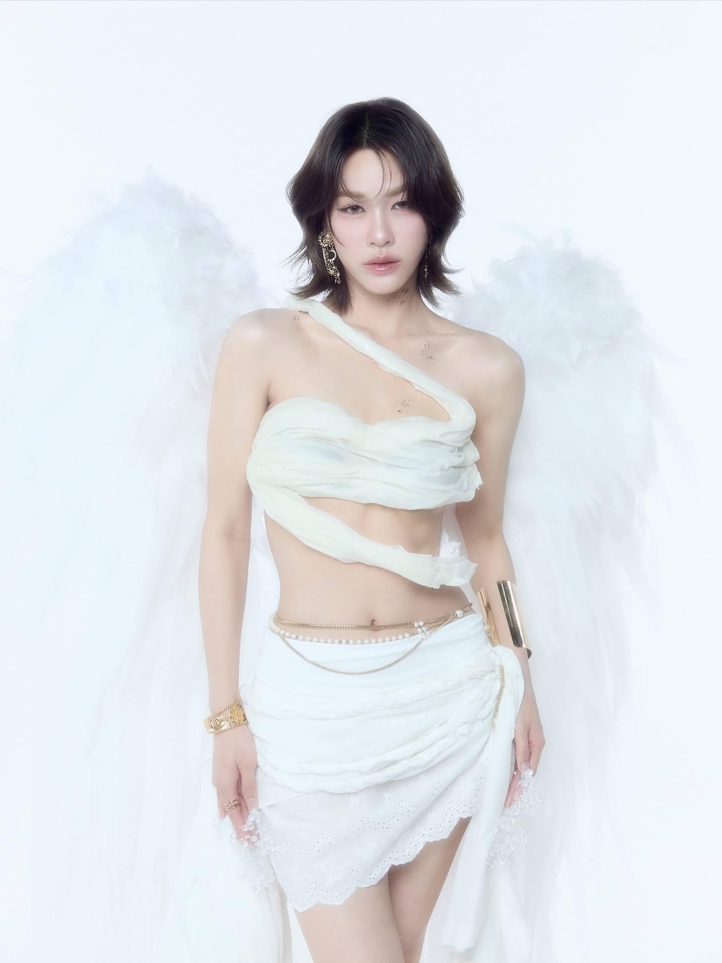 เอมี่ - ทสร กลิ่นเนียม