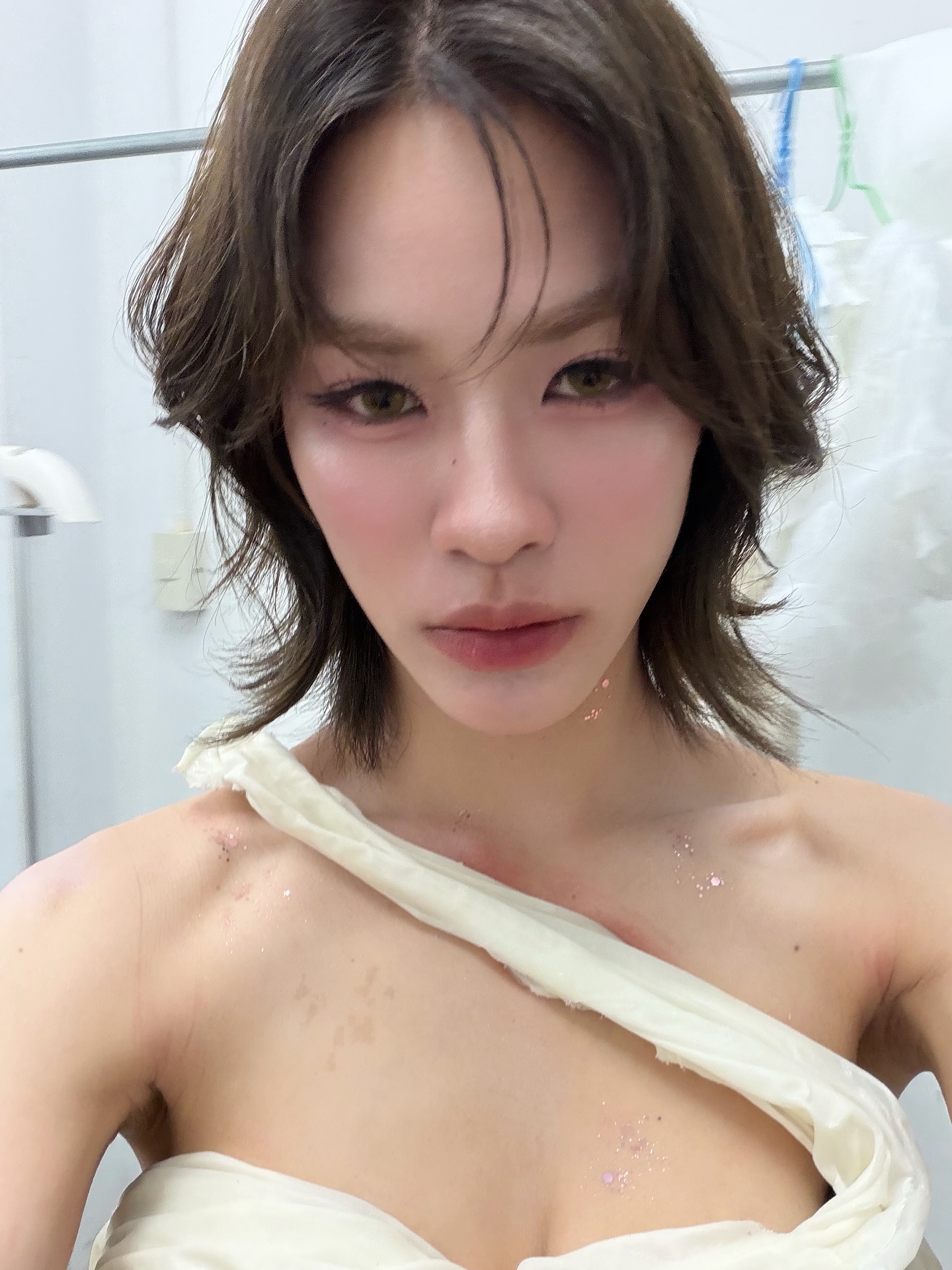 เอมี่ - ทสร กลิ่นเนียม