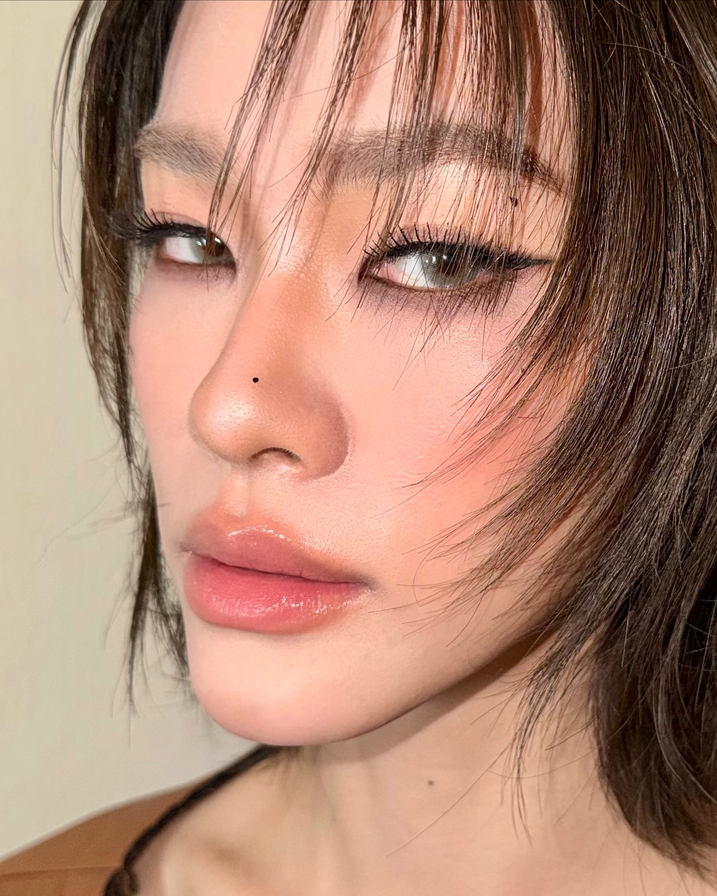 เอมี่ - ทสร กลิ่นเนียม