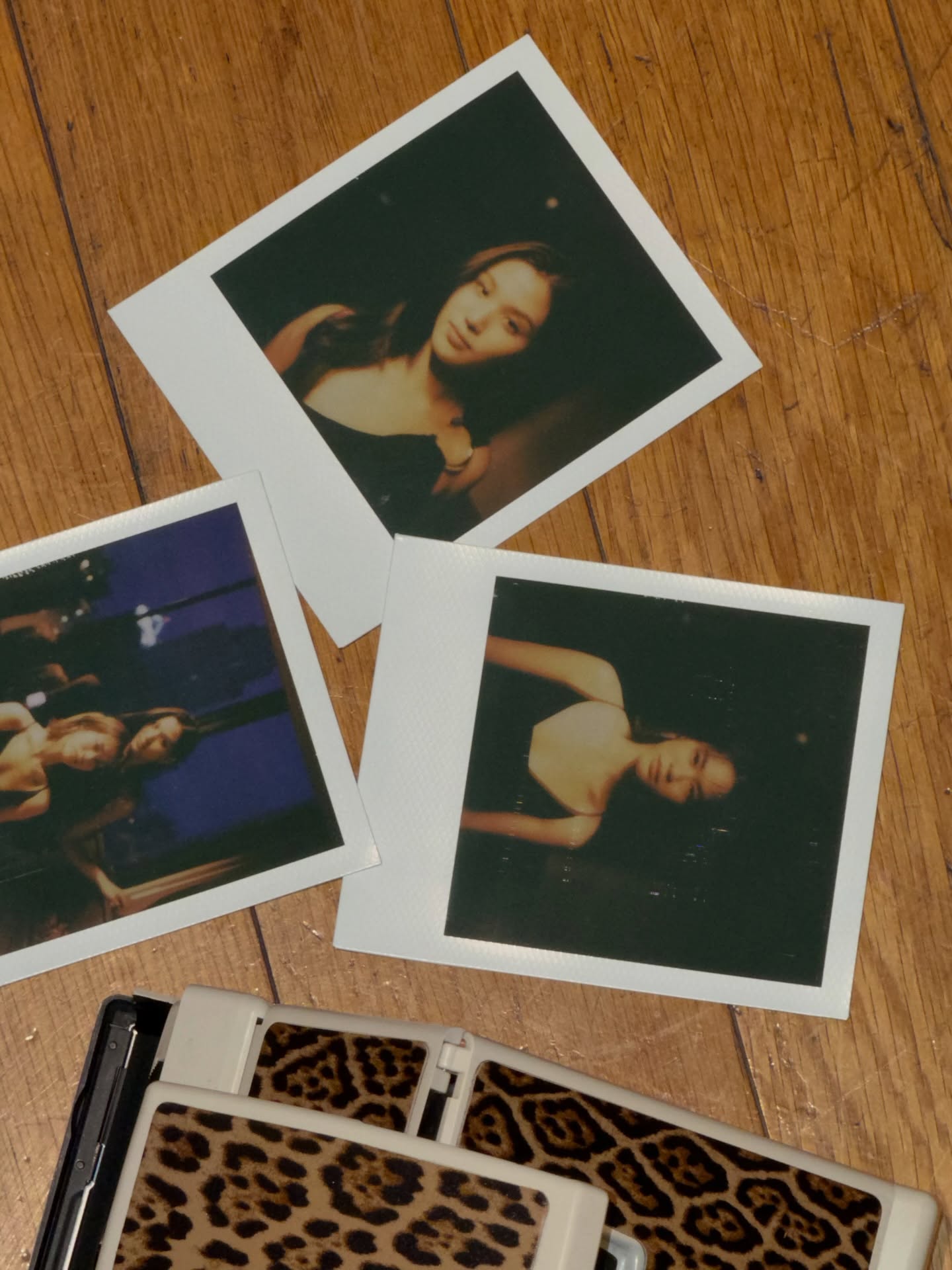 เอมี่ - ทสร กลิ่นเนียม