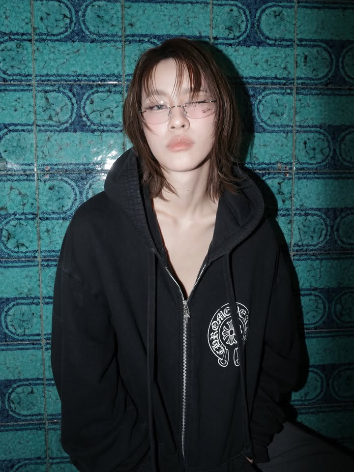 เอมี่ - ทสร กลิ่นเนียม