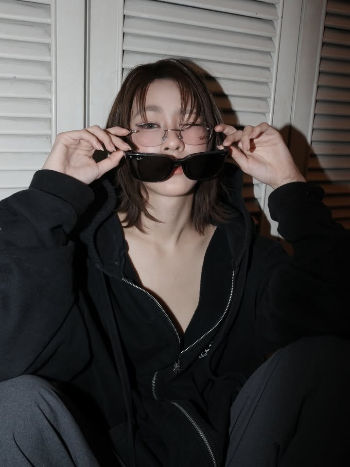 เอมี่ - ทสร กลิ่นเนียม