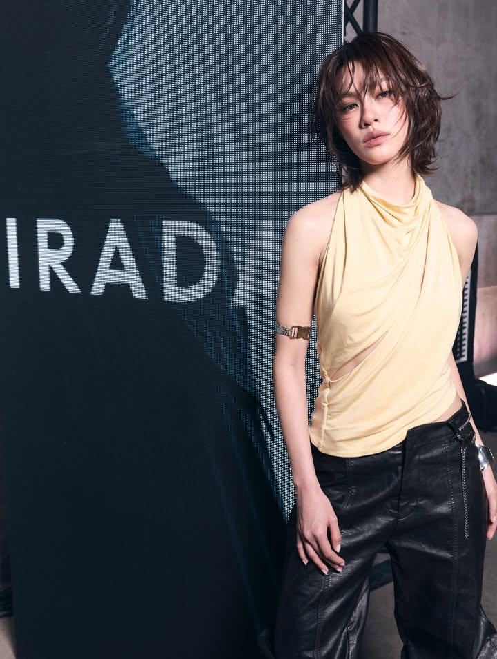 เอมี่ - ทสร กลิ่นเนียม