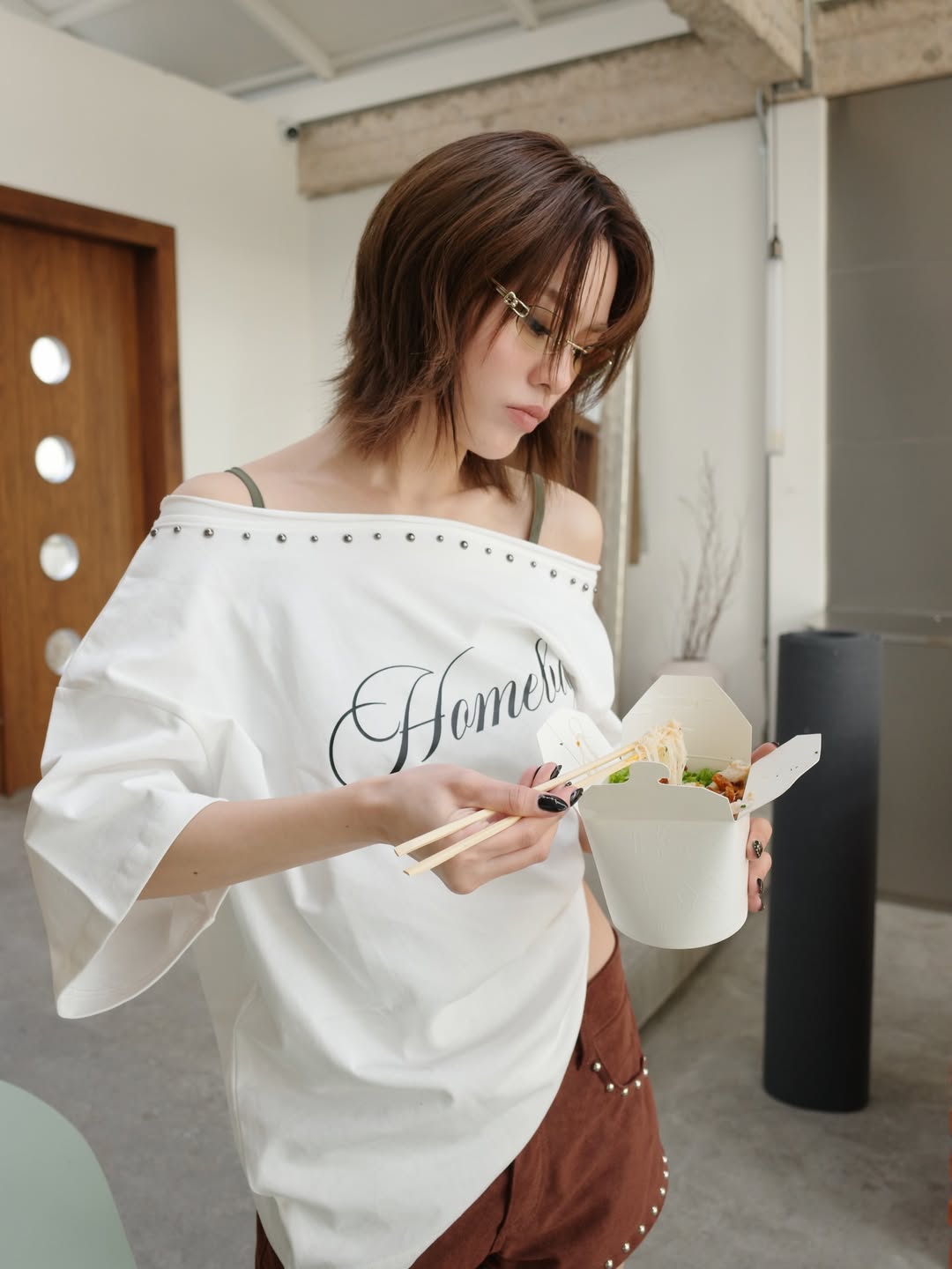 เอมี่ - ทสร กลิ่นเนียม