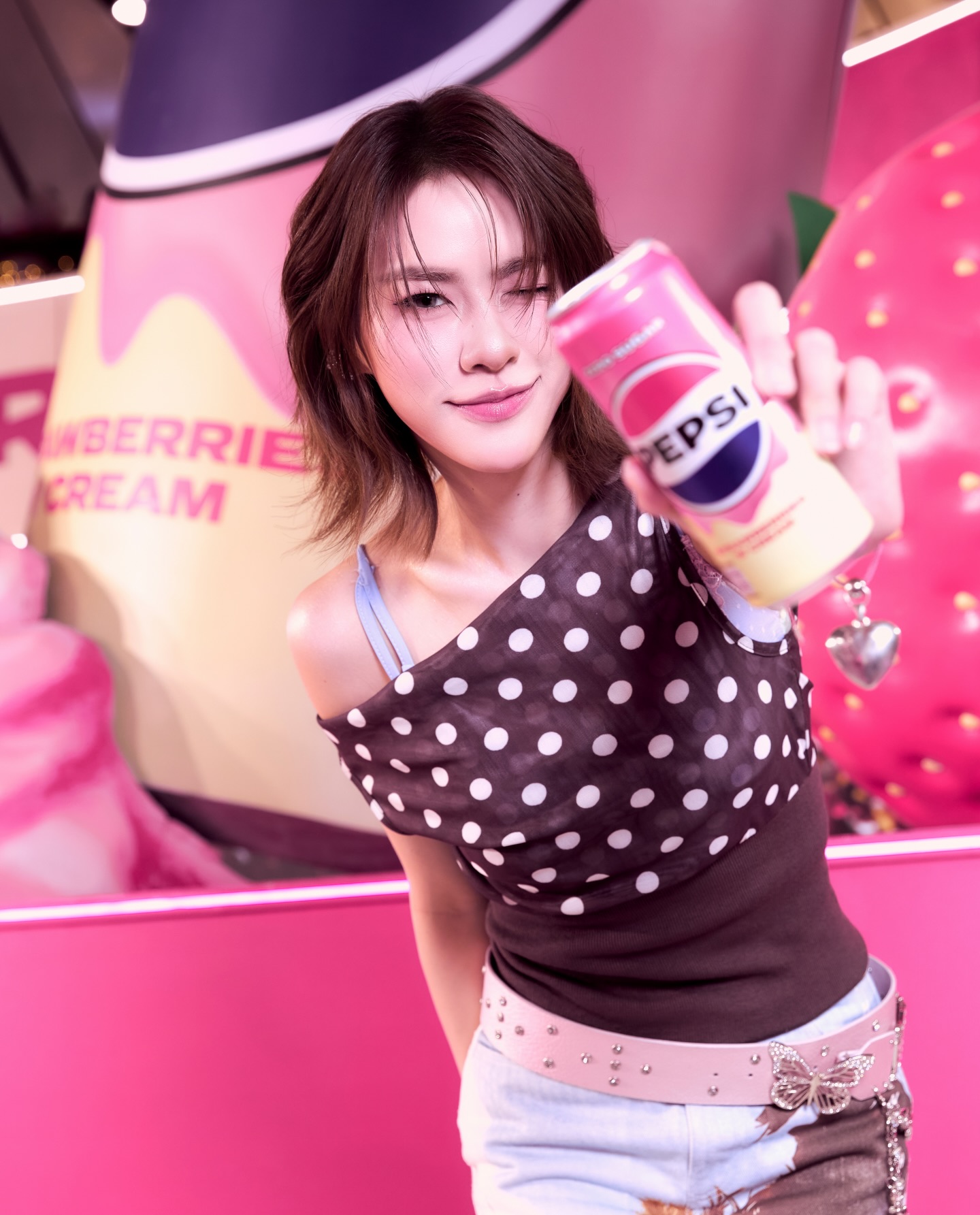 เอมี่ - ทสร กลิ่นเนียม