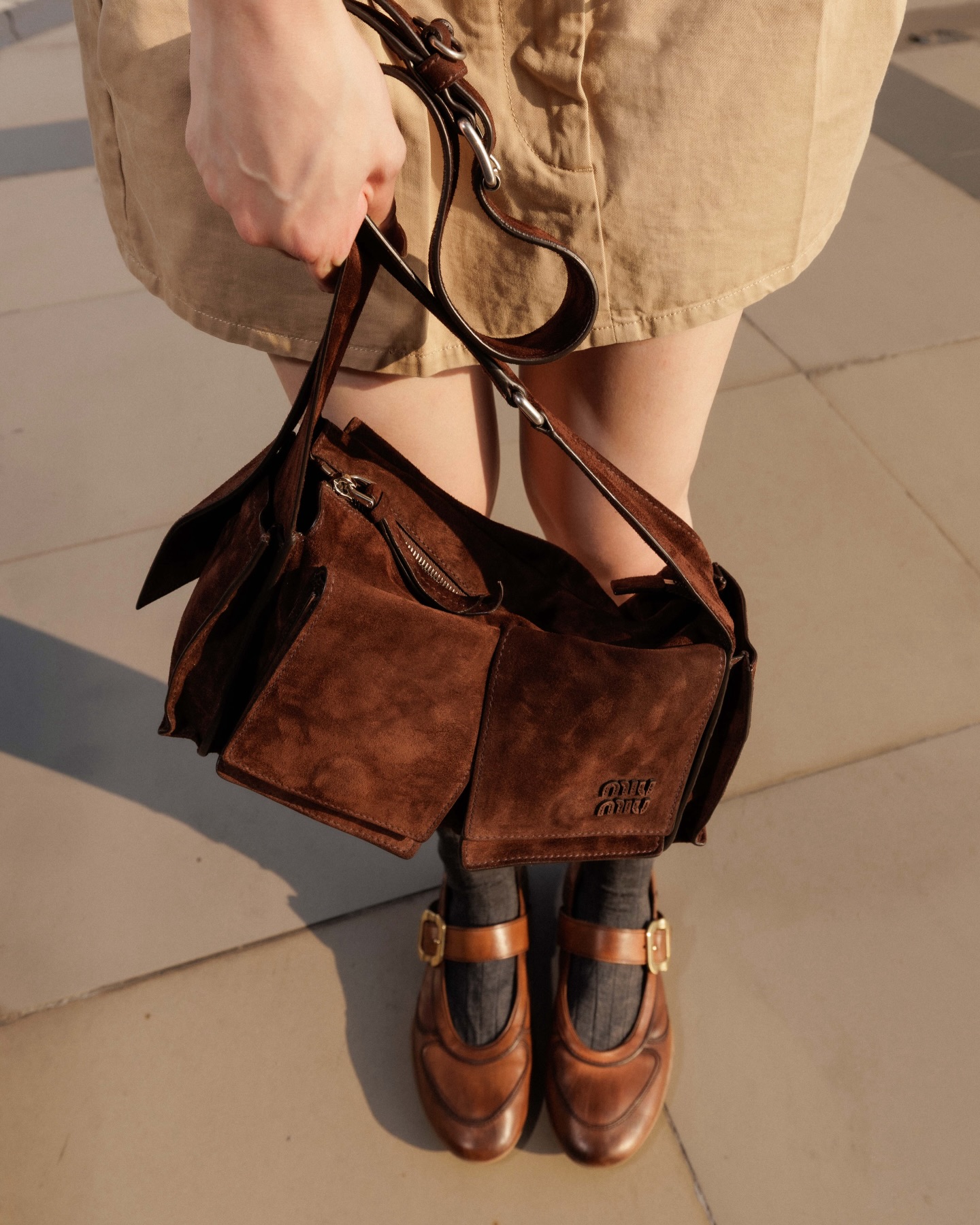 เอมี่ - ทสร กลิ่นเนียม