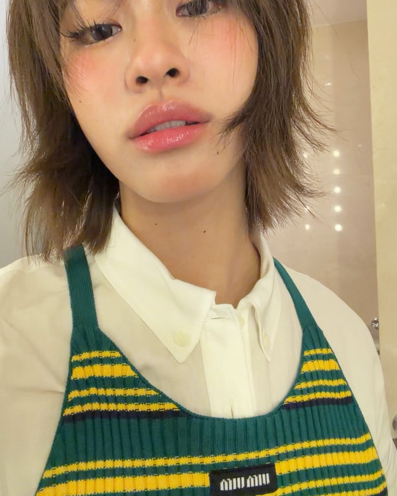 เอมี่ - ทสร กลิ่นเนียม