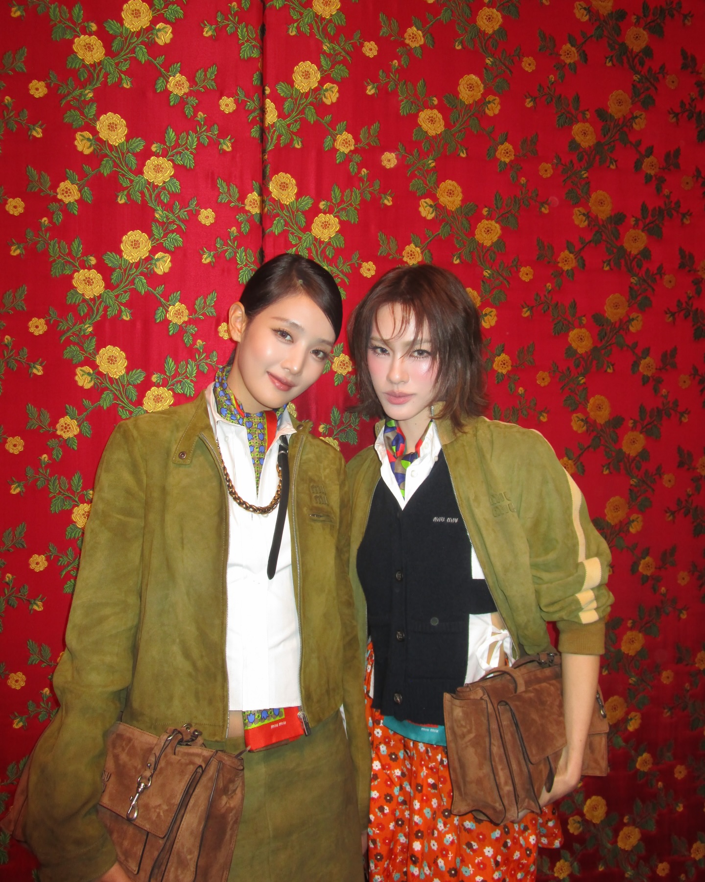 เอมี่ - ทสร กลิ่นเนียม