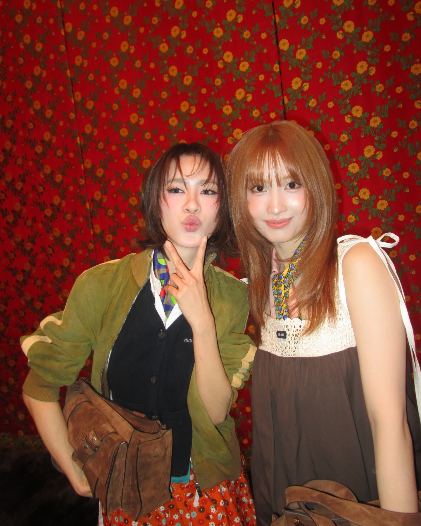 เอมี่ - ทสร กลิ่นเนียม