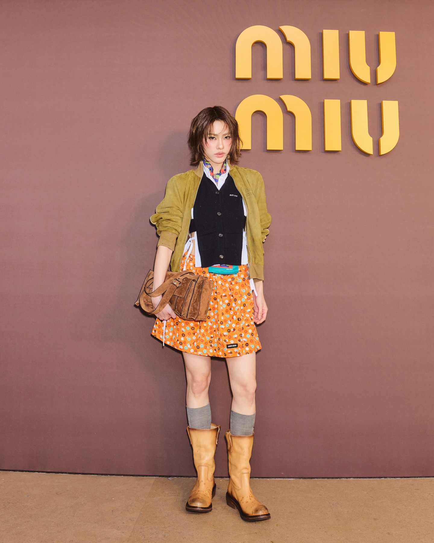 เอมี่ - ทสร กลิ่นเนียม