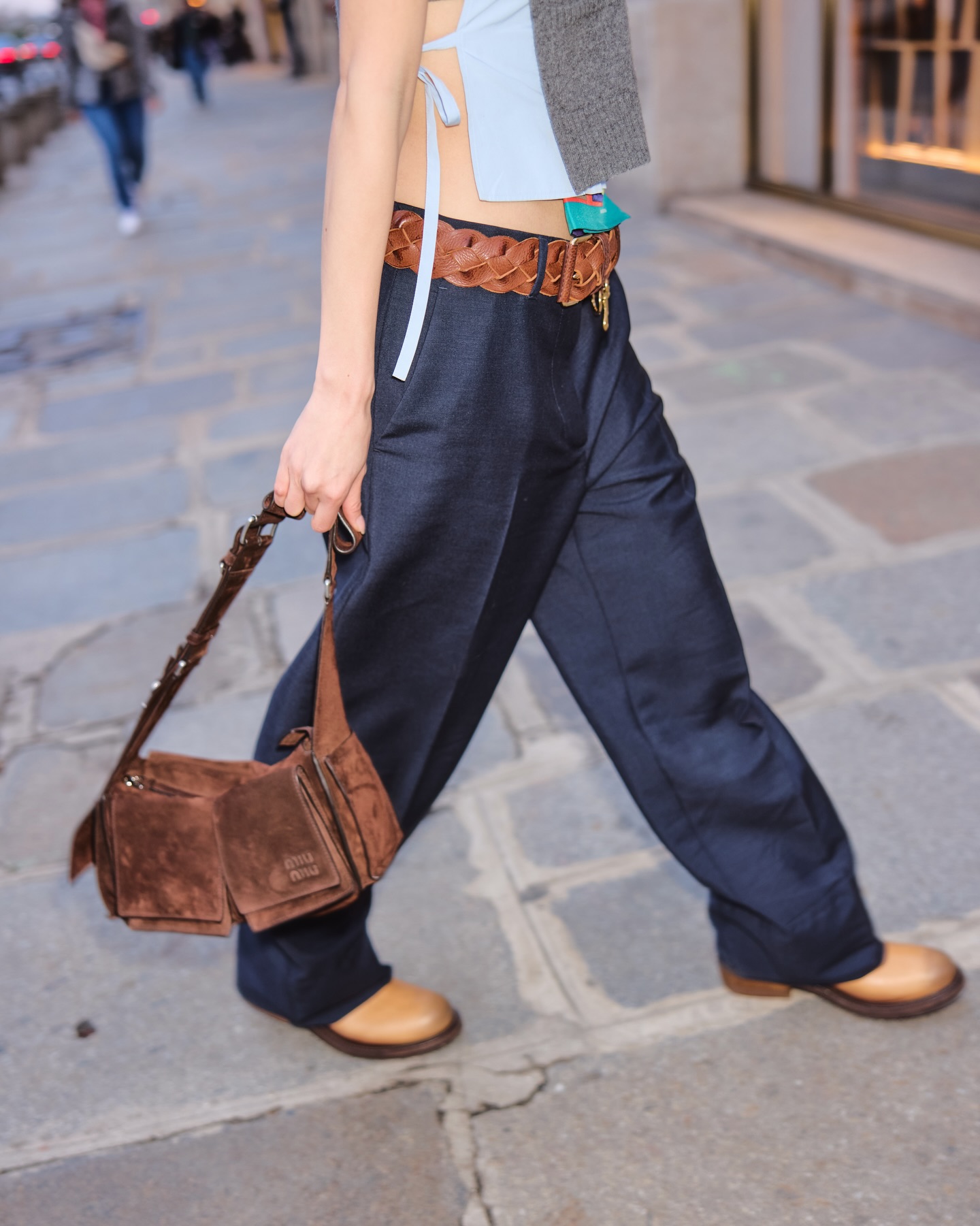 เอมี่ - ทสร กลิ่นเนียม