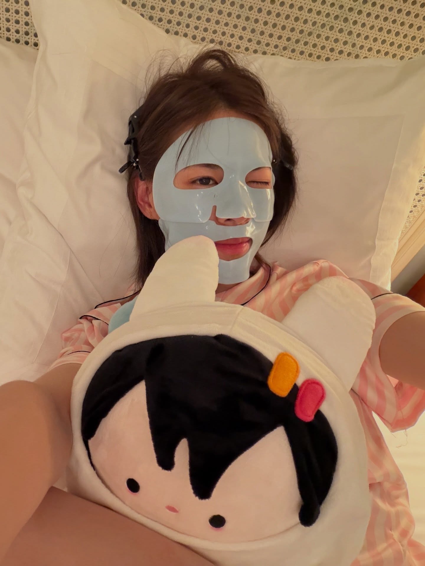 เอมี่ - ทสร กลิ่นเนียม