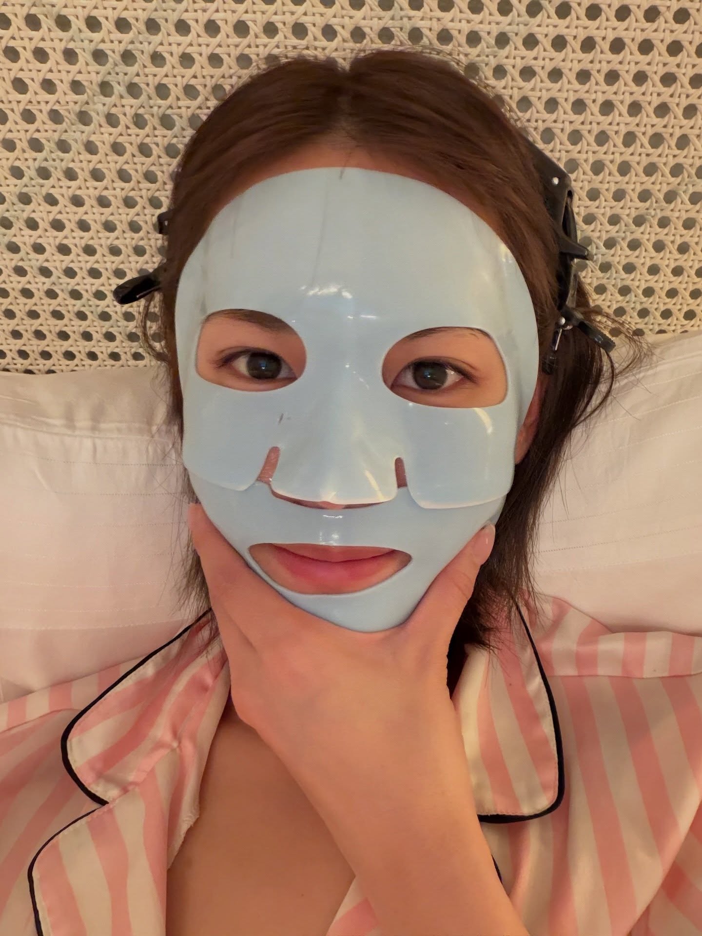 เอมี่ - ทสร กลิ่นเนียม