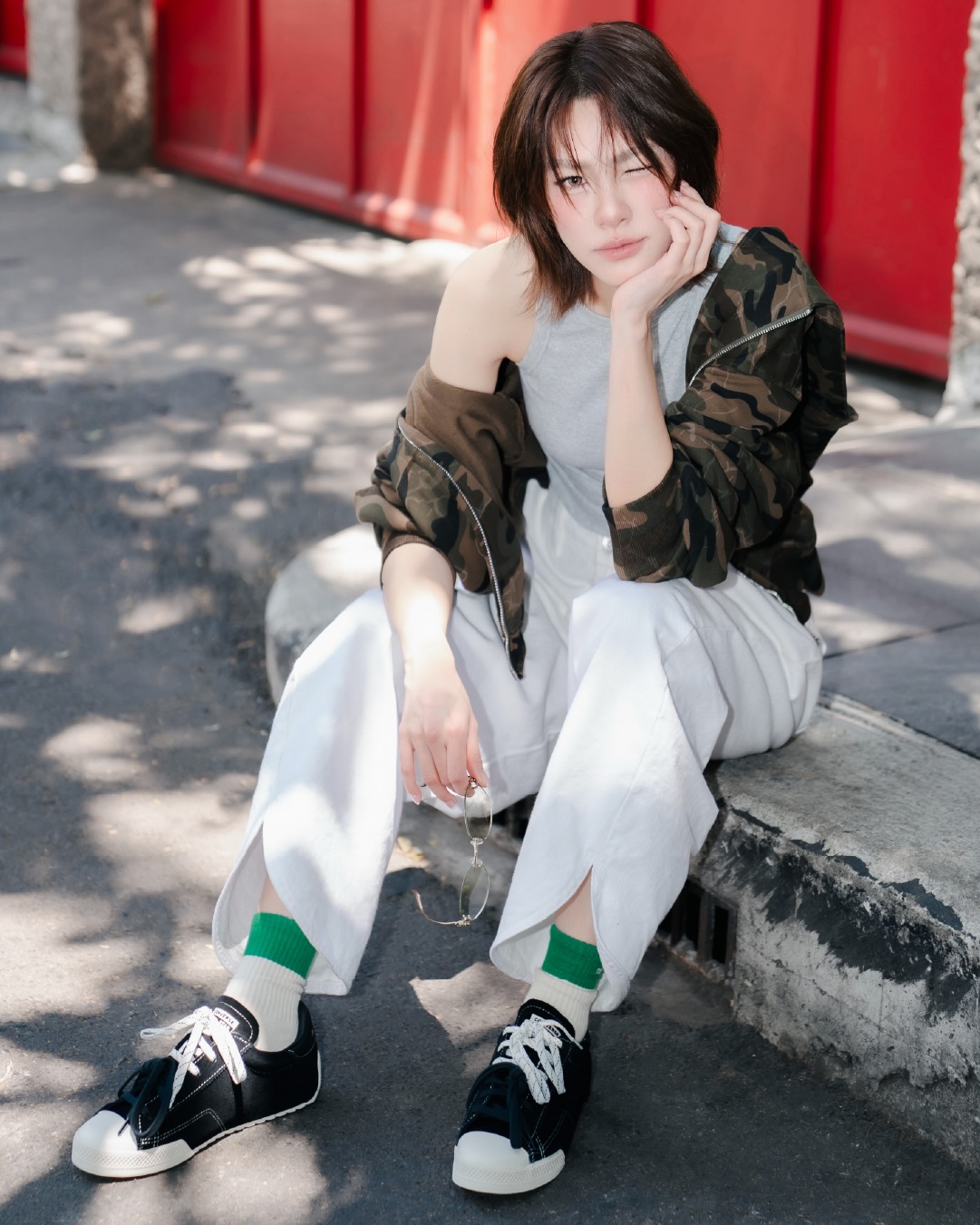 เอมี่ - ทสร กลิ่นเนียม