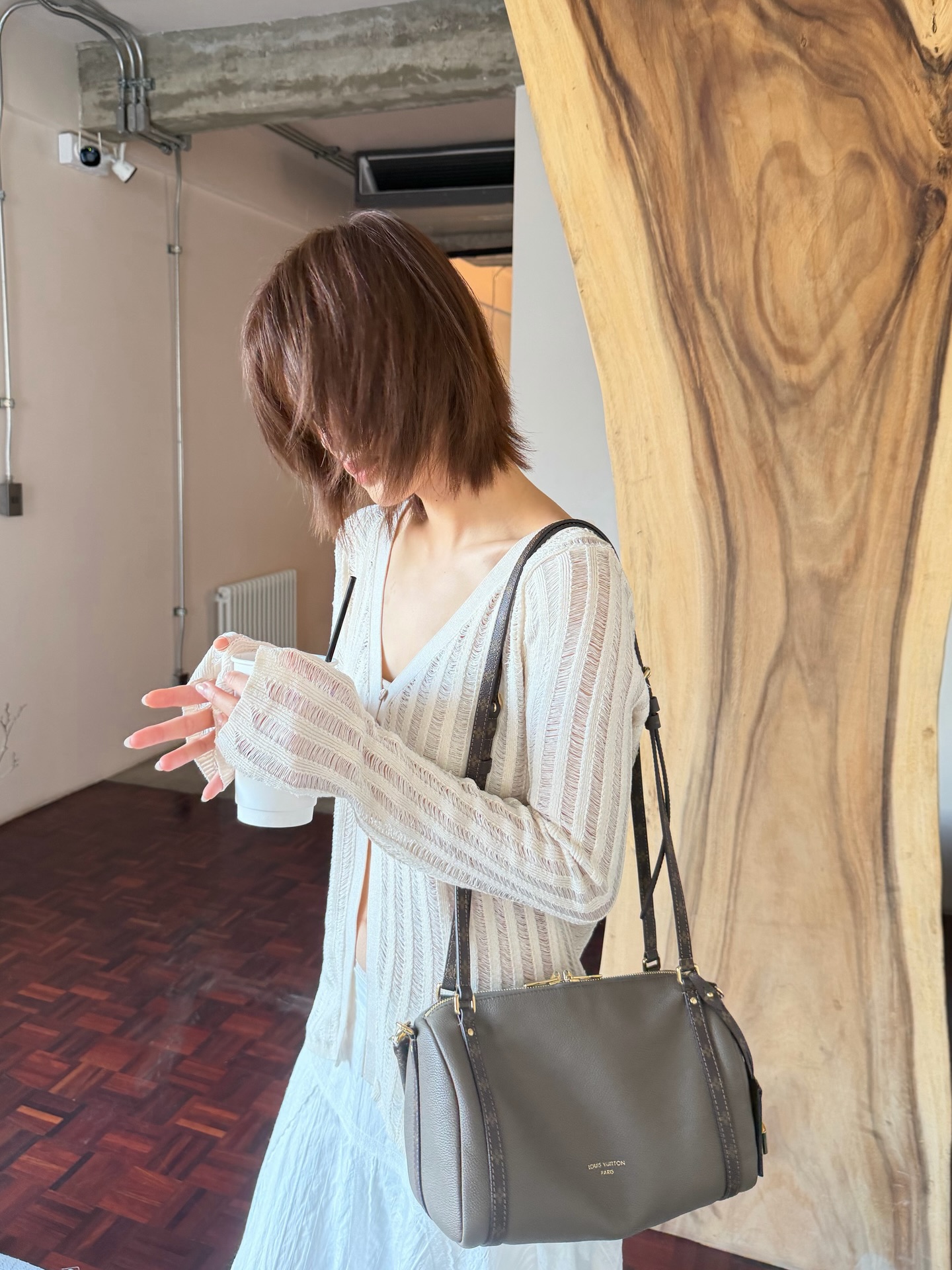 เอมี่ - ทสร กลิ่นเนียม