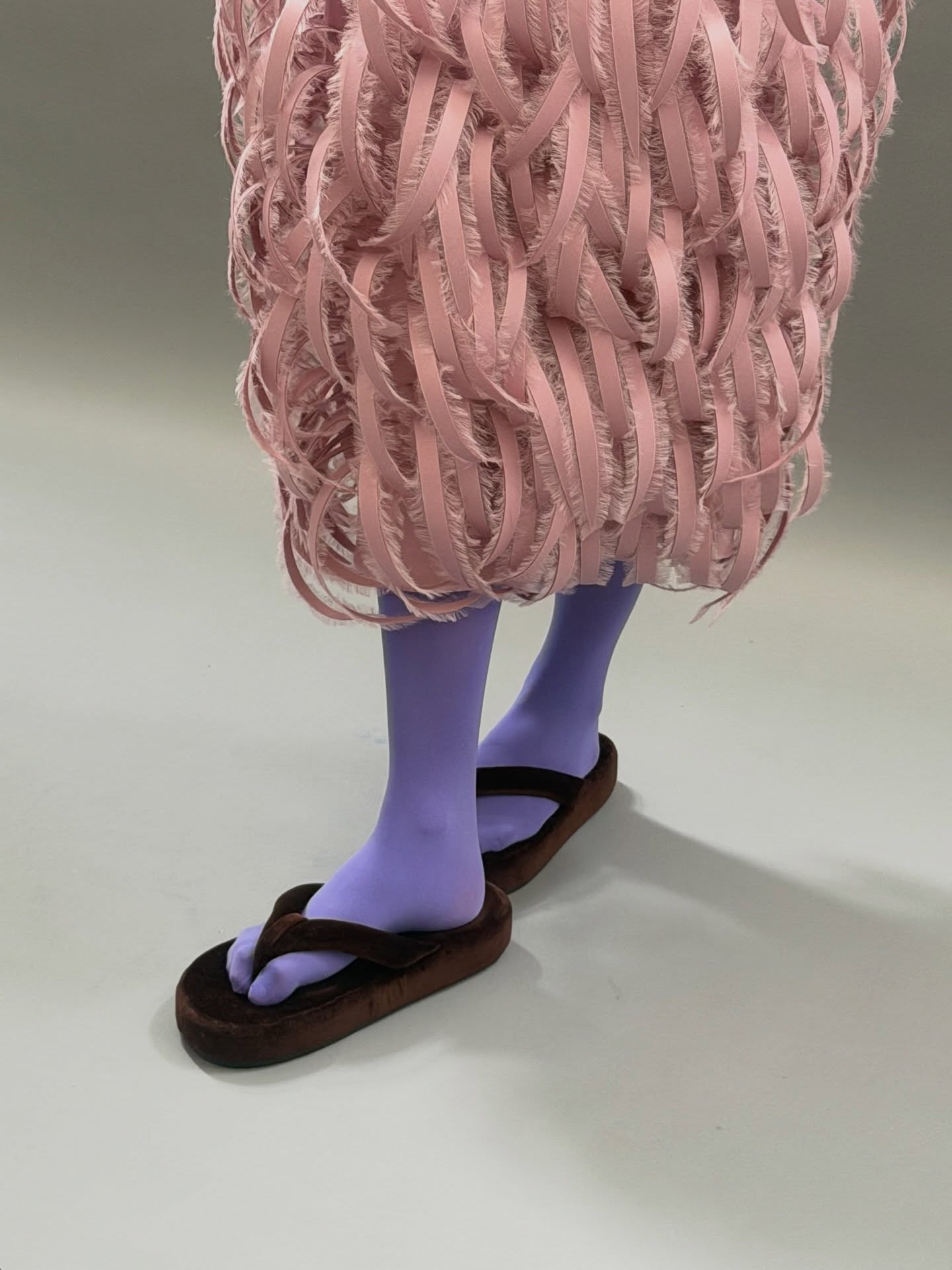 เอมี่ - ทสร กลิ่นเนียม