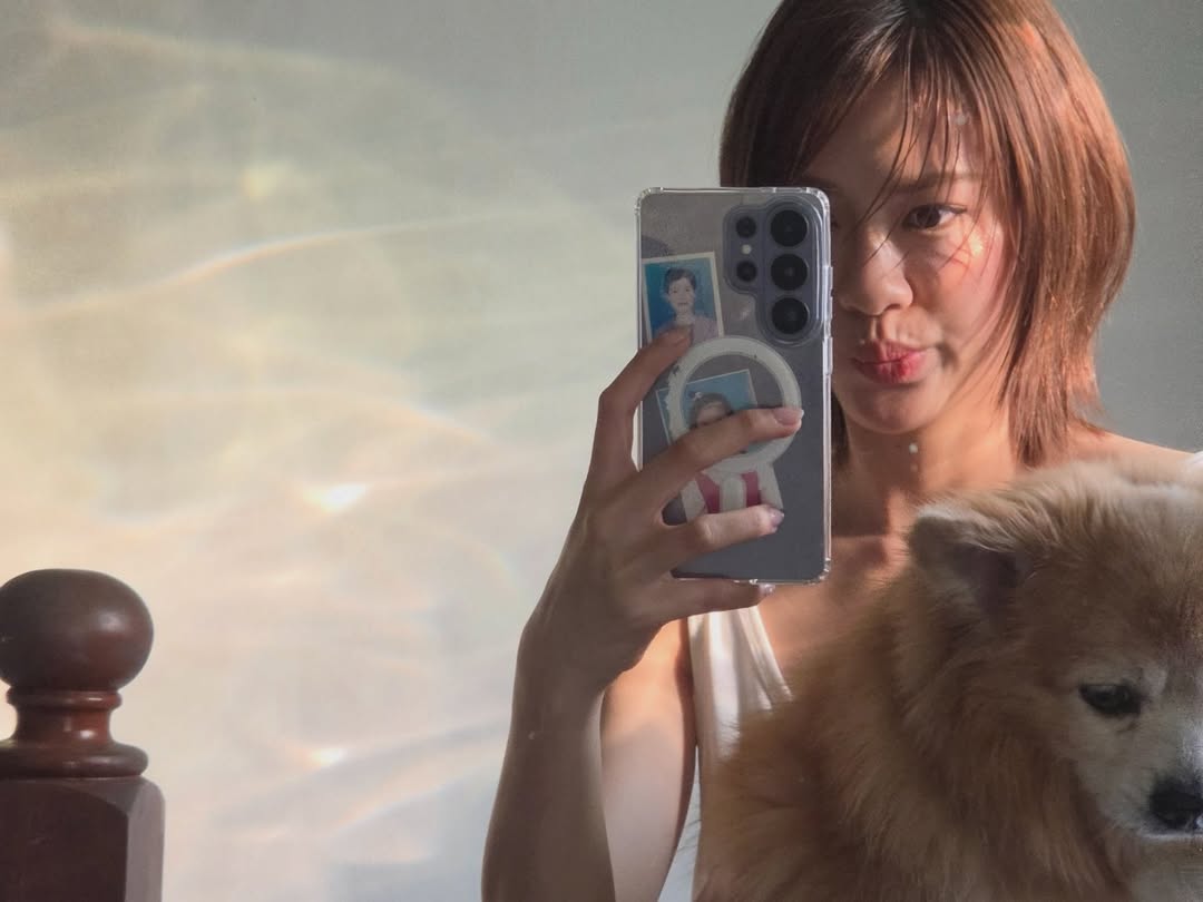 เอมี่ - ทสร กลิ่นเนียม