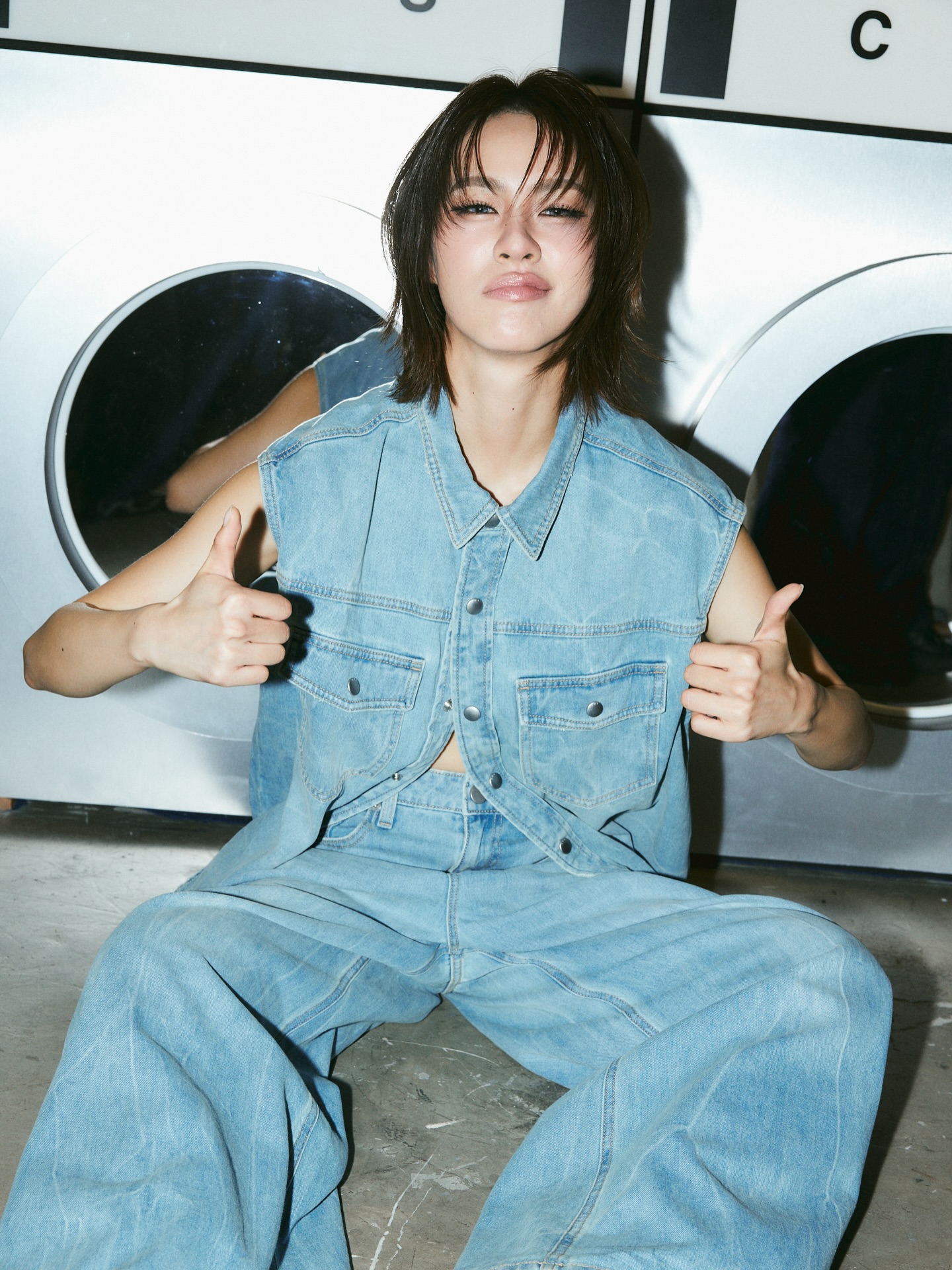 เอมี่ - ทสร กลิ่นเนียม