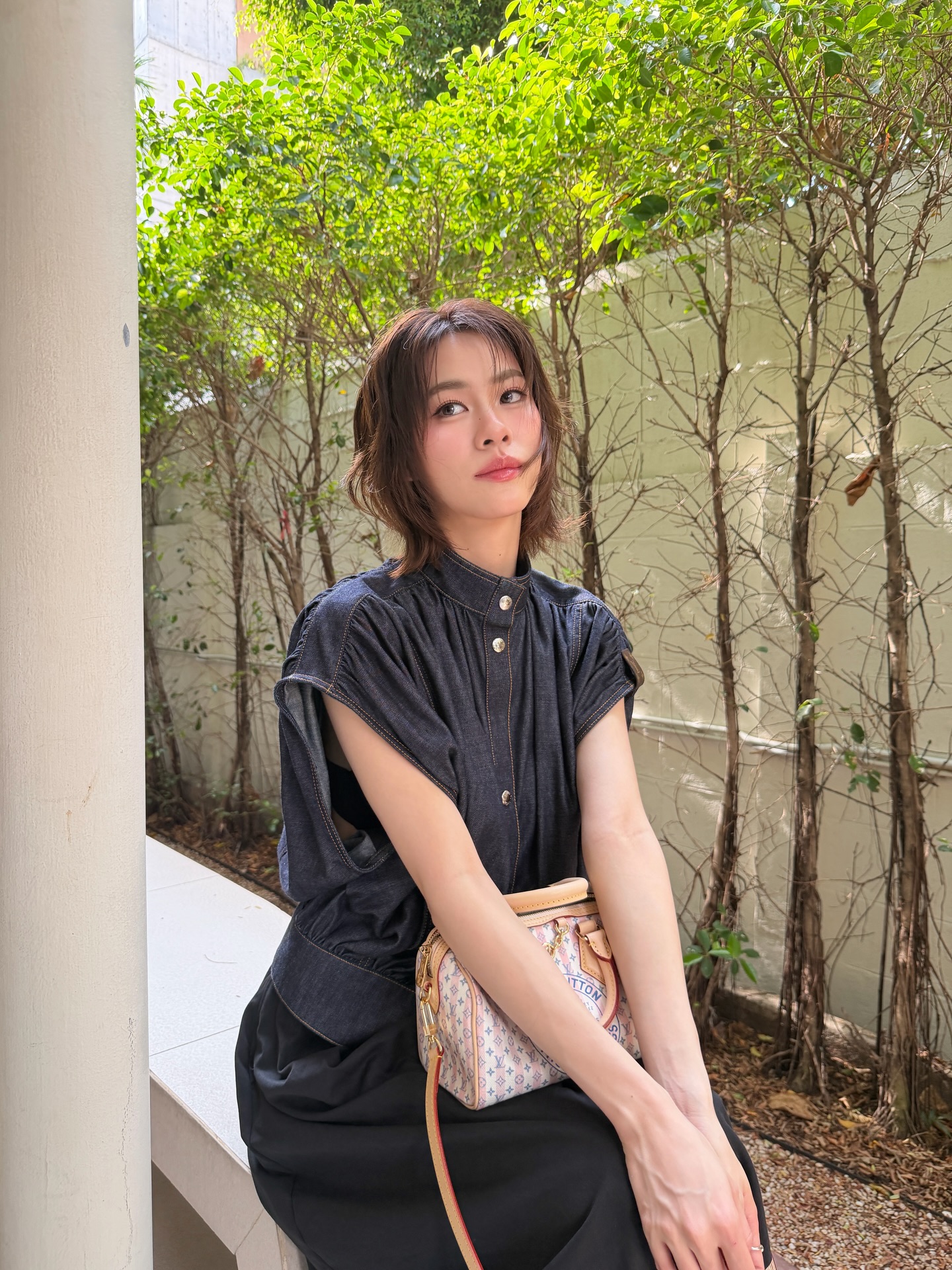 เอมี่ - ทสร กลิ่นเนียม