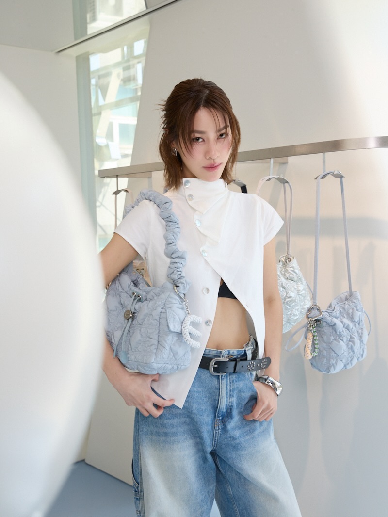 เอมี่ - ทสร กลิ่นเนียม