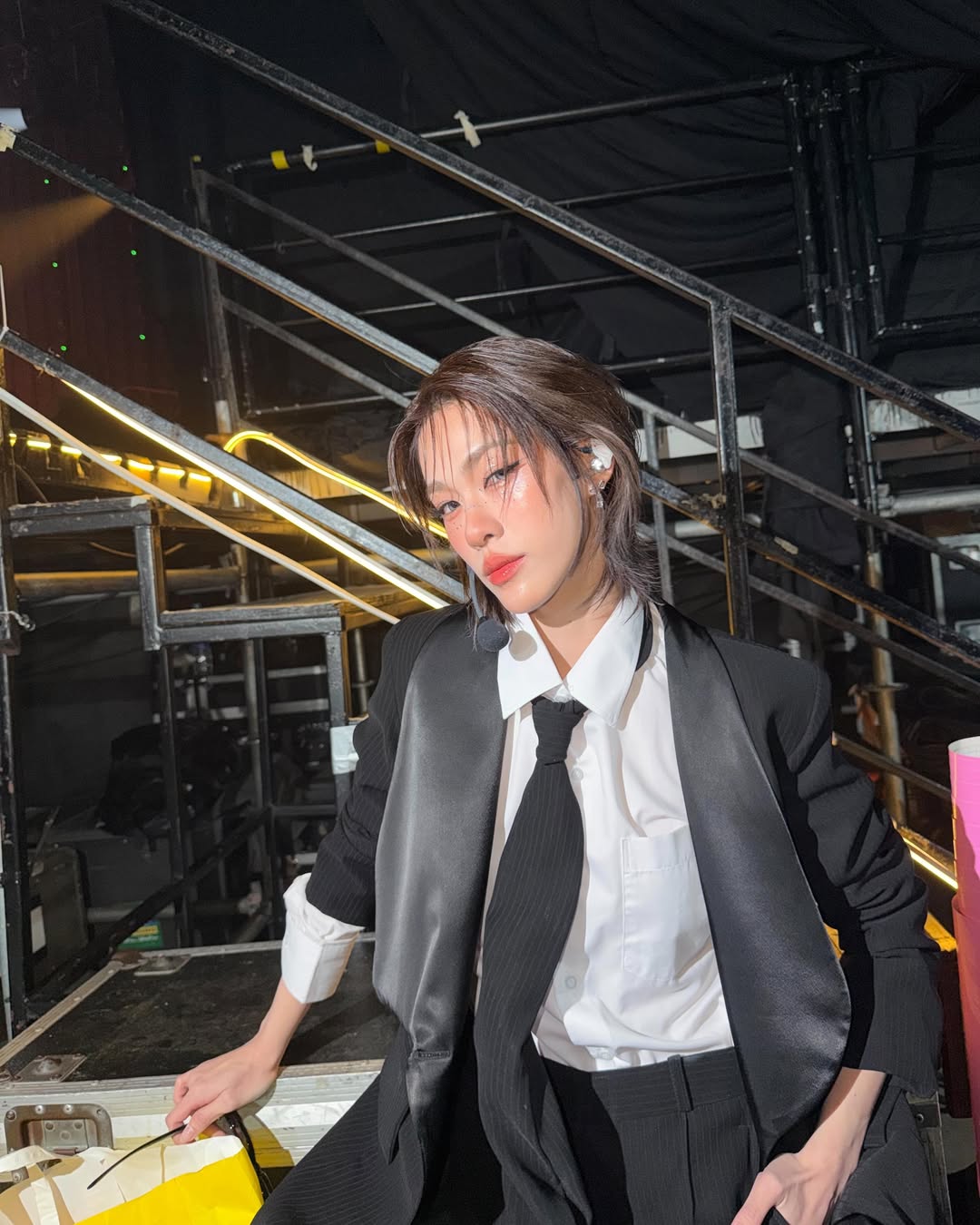 เอมี่ - ทสร กลิ่นเนียม