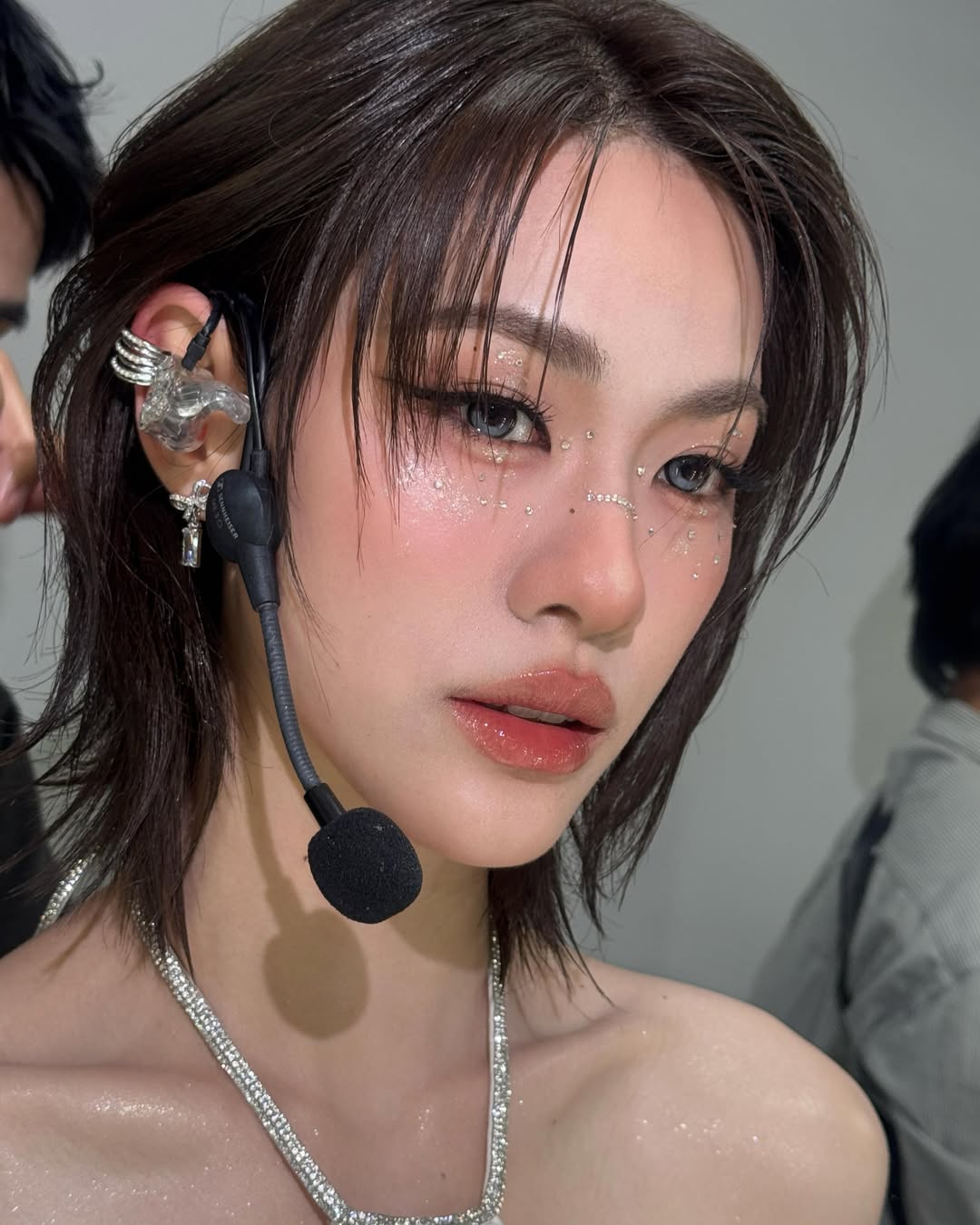 เอมี่ - ทสร กลิ่นเนียม